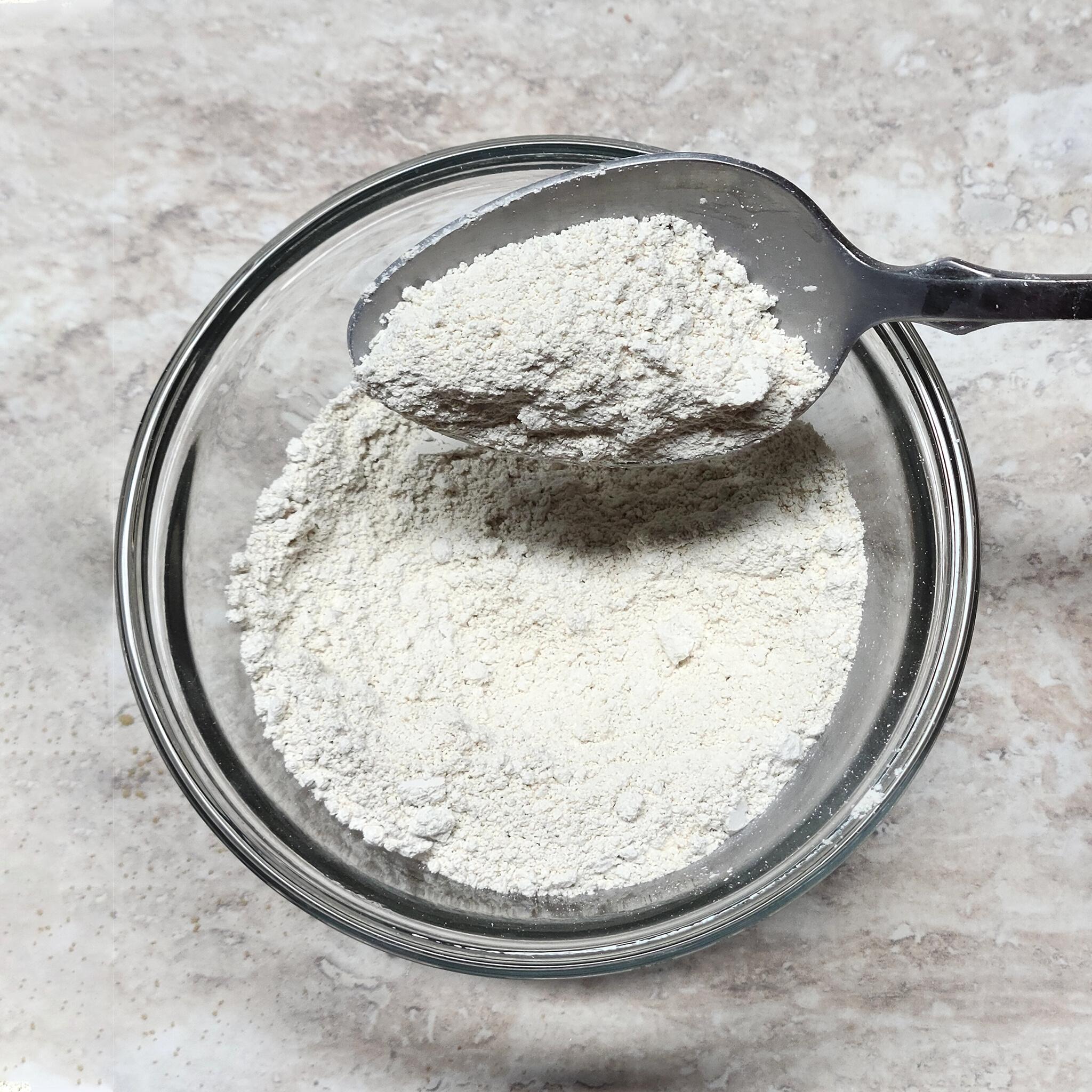 Pure Bentonite Clay Powder for Skin Detox & Hair Care - Natural Face Mask & Deep Cleansing - DIY Beauty & Wellness for Acne, Oily Skin & Scalp Health