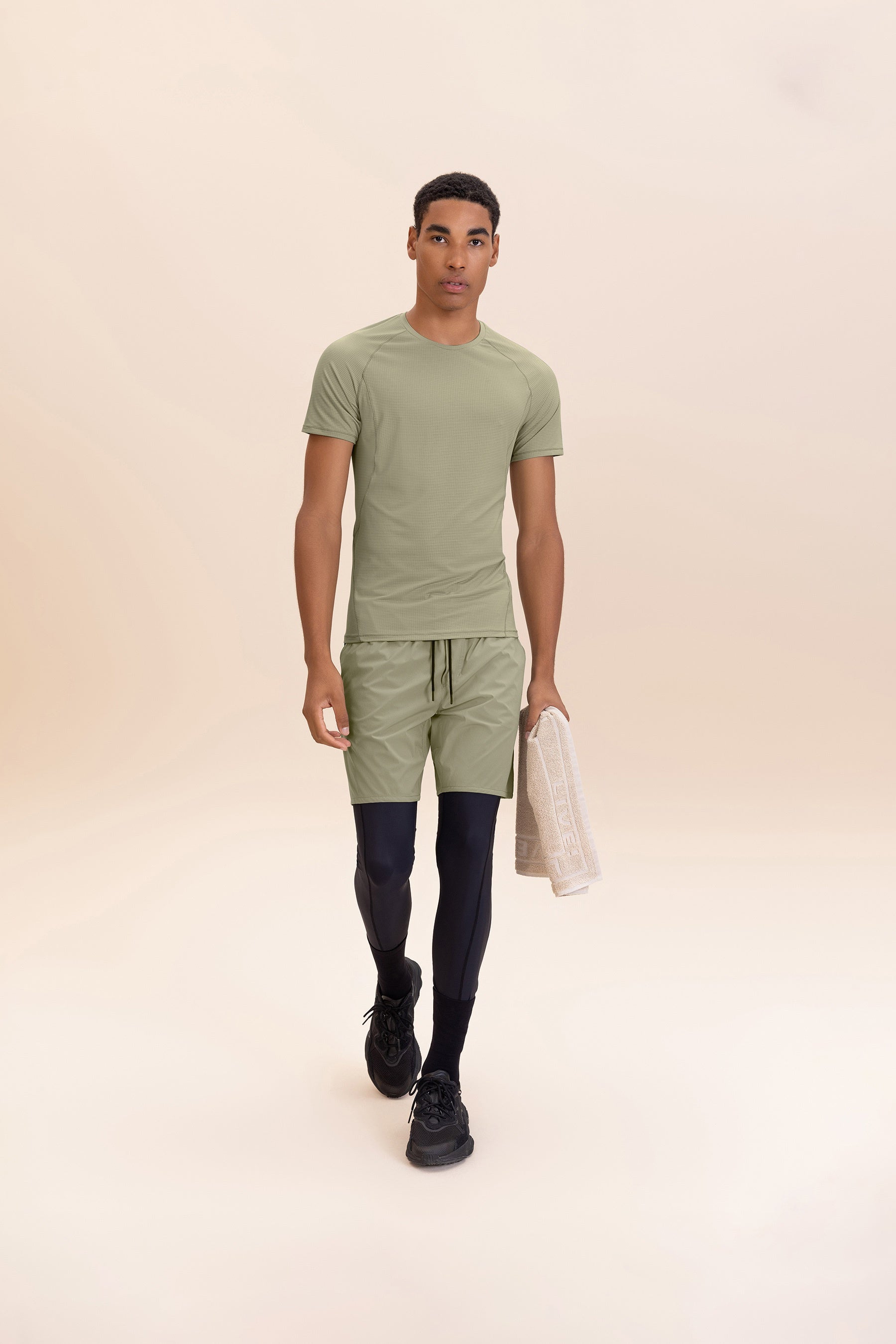 Fit Curve Air Move® Performance T-Shirt - Moisture Wicking & Breathable for Workouts & Active Lifestyle