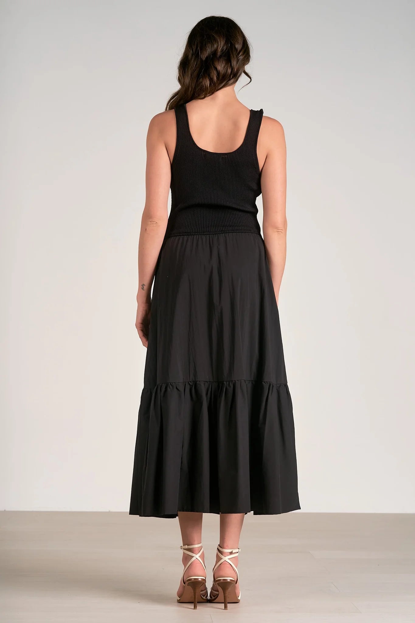 Elegant Women's Maxi Dress - Flowy Long Summer Dress with Pockets - Perfect for Beach, Vacation & Casual Wear