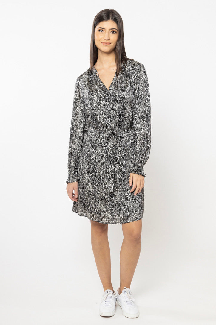 Elegant Black Satin Waist-Defining Long Sleeve Dress for Women - Perfect for Evening Parties, Date Nights & Special Occasions