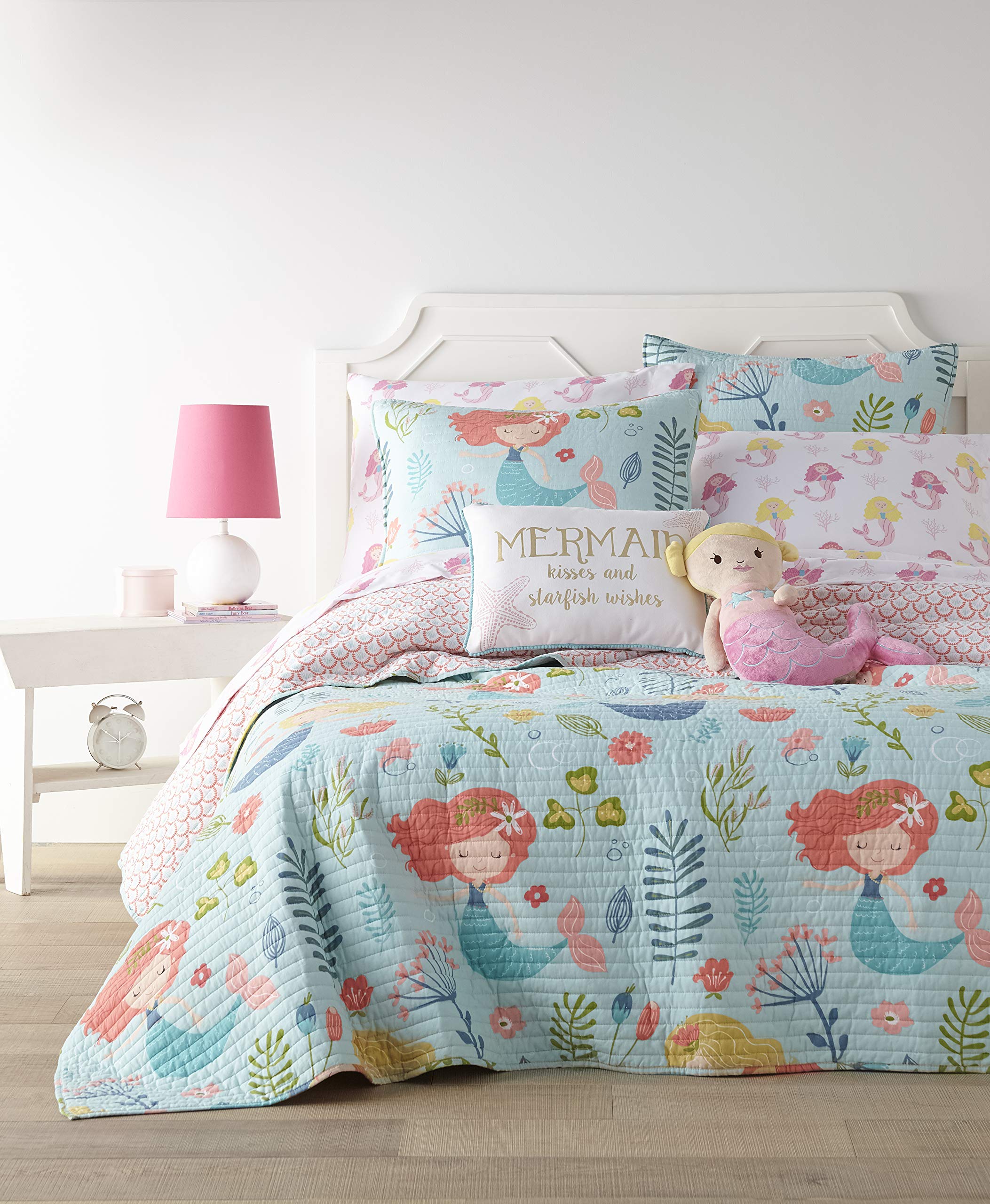 Levtex Home Andrina Reversible Cotton Quilt Set - Full/Queen Size (88x92in) with 2 Standard Pillow Shams (26x20in) - Pink, Peach, Turquoise, Yellow & Green Mermaid Design - Soft Bedding for Girls' Room, Guest Bedroom or Coastal Decor