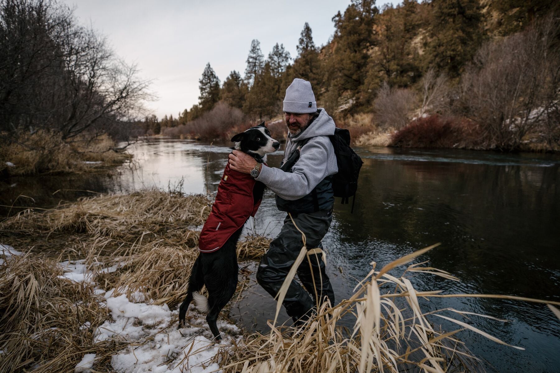Ruffwear Quinzee Dog Jacket - Campfire Orange, Waterproof & Insulated Winter Coat for Dogs - Perfect for Hiking, Camping & Cold Weather Adventures