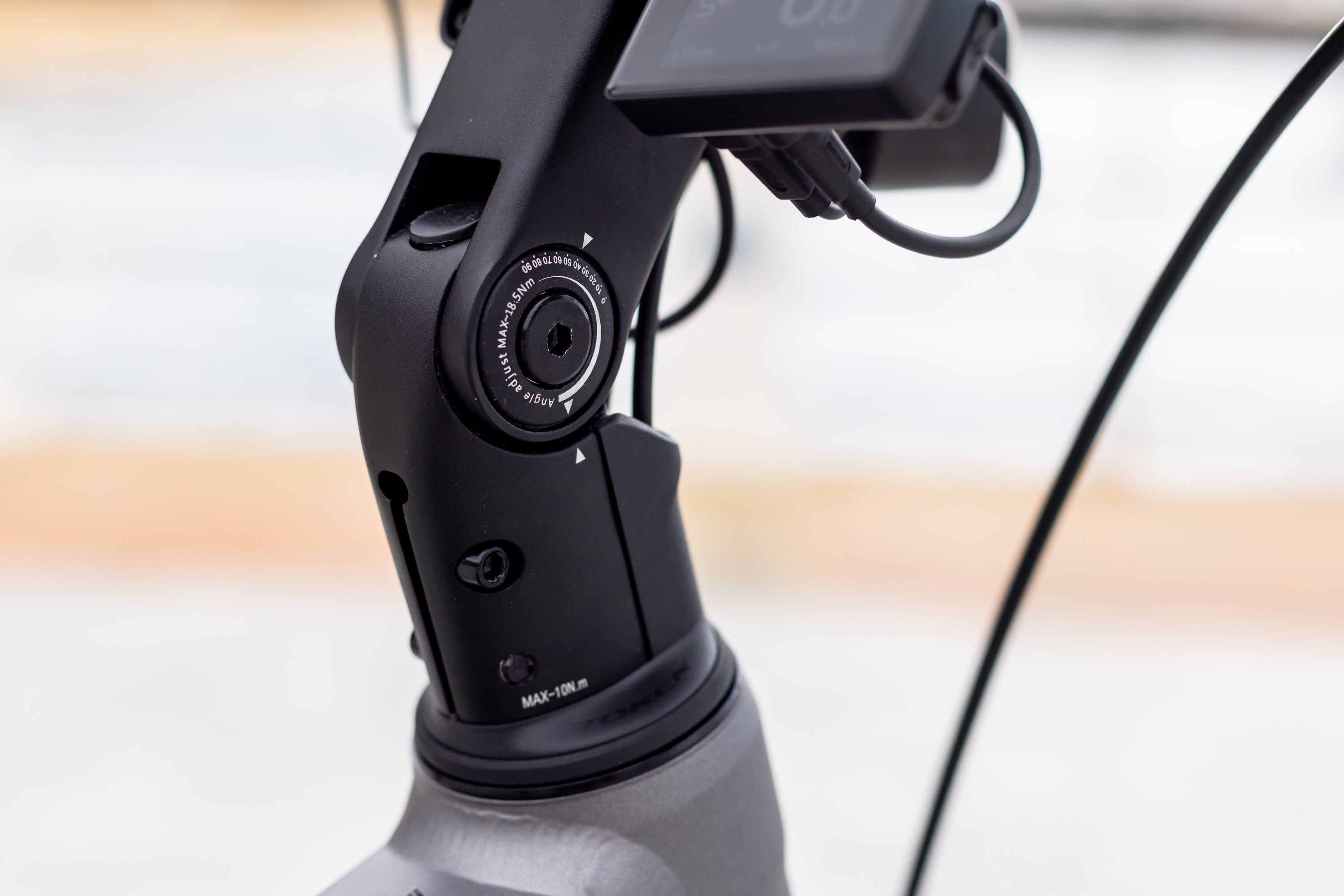 Polygon Kalosi Altera Urban Electric Bike - Lightweight Commuter eBike for Adults with Powerful Motor - Perfect for City Riding, Daily Commute & Eco-Friendly Transportation
