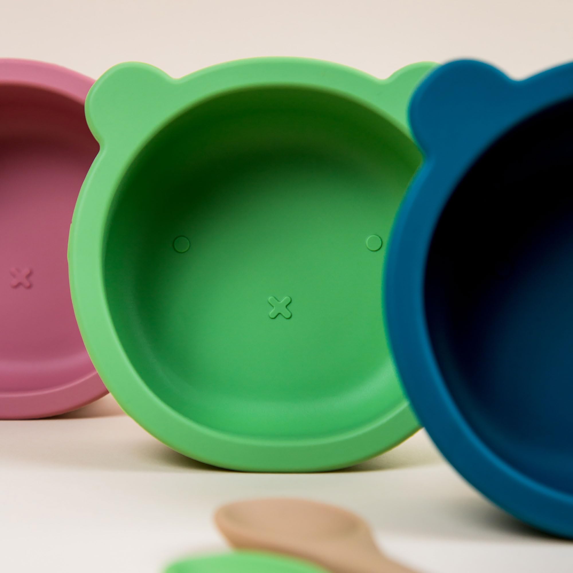 Baby & Toddler Feeding Set - BPA-Free Silicone Suction Bowl with Spoon for Girls & Boys - Microwave Safe, Non-Slip Infant Mealtime Essentials - Perfect for High Chairs, Travel & Mess-Free Feeding (Mint Green, 1 Set)
