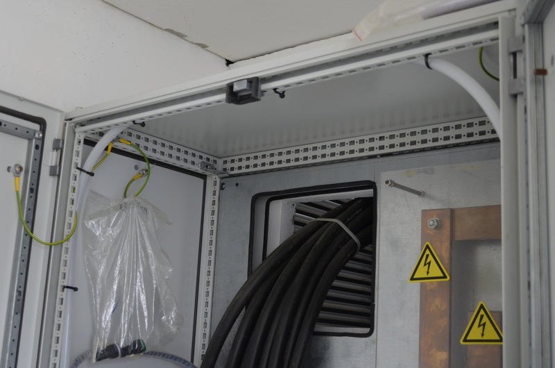 Blazecut T200ES Automatic Fire Suppression System - 2 Meter for Electrical Equipment & Switchboard Protection - Ideal for Data Centers, Server Rooms, and Industrial Electrical Panels