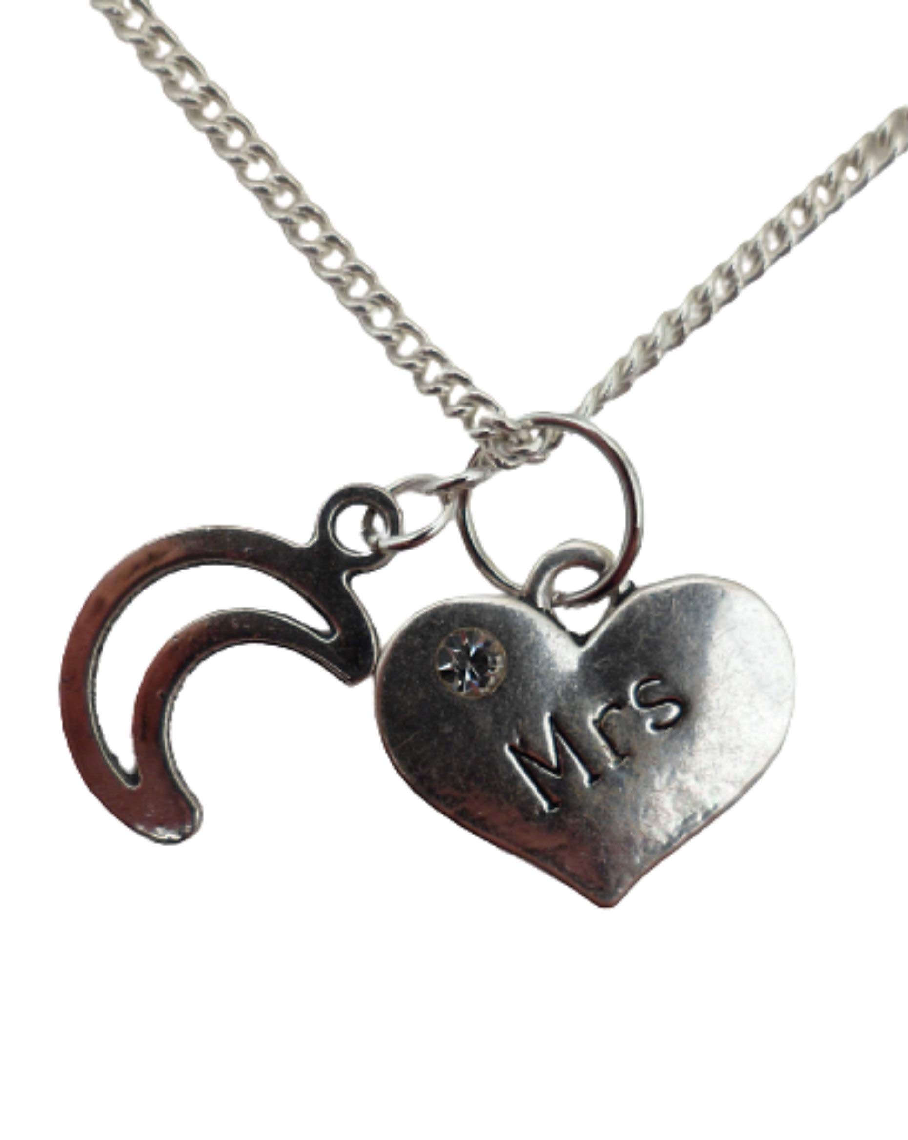 Elegant Silver Plated Heart Charm Necklace for Women - Romantic Gift for Wife, Girlfriend & Loved Ones - Perfect for Valentine's Day, Anniversary & Special Occasions