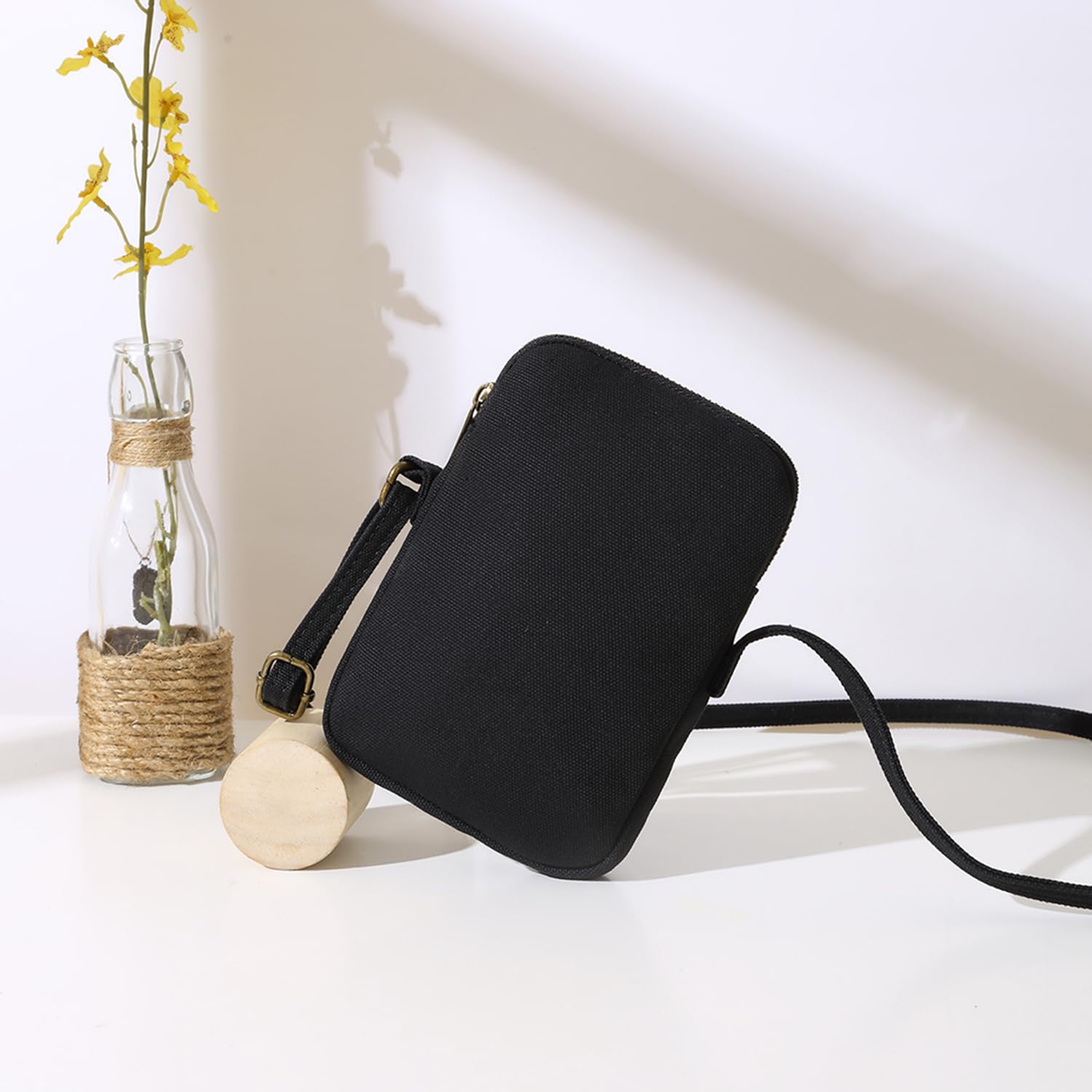 Compact Crossbody Phone Purse with Zipper - Mini Shoulder Bag Wallet for Smartphones & Credit Cards - Perfect for Travel, Shopping, and Everyday Use