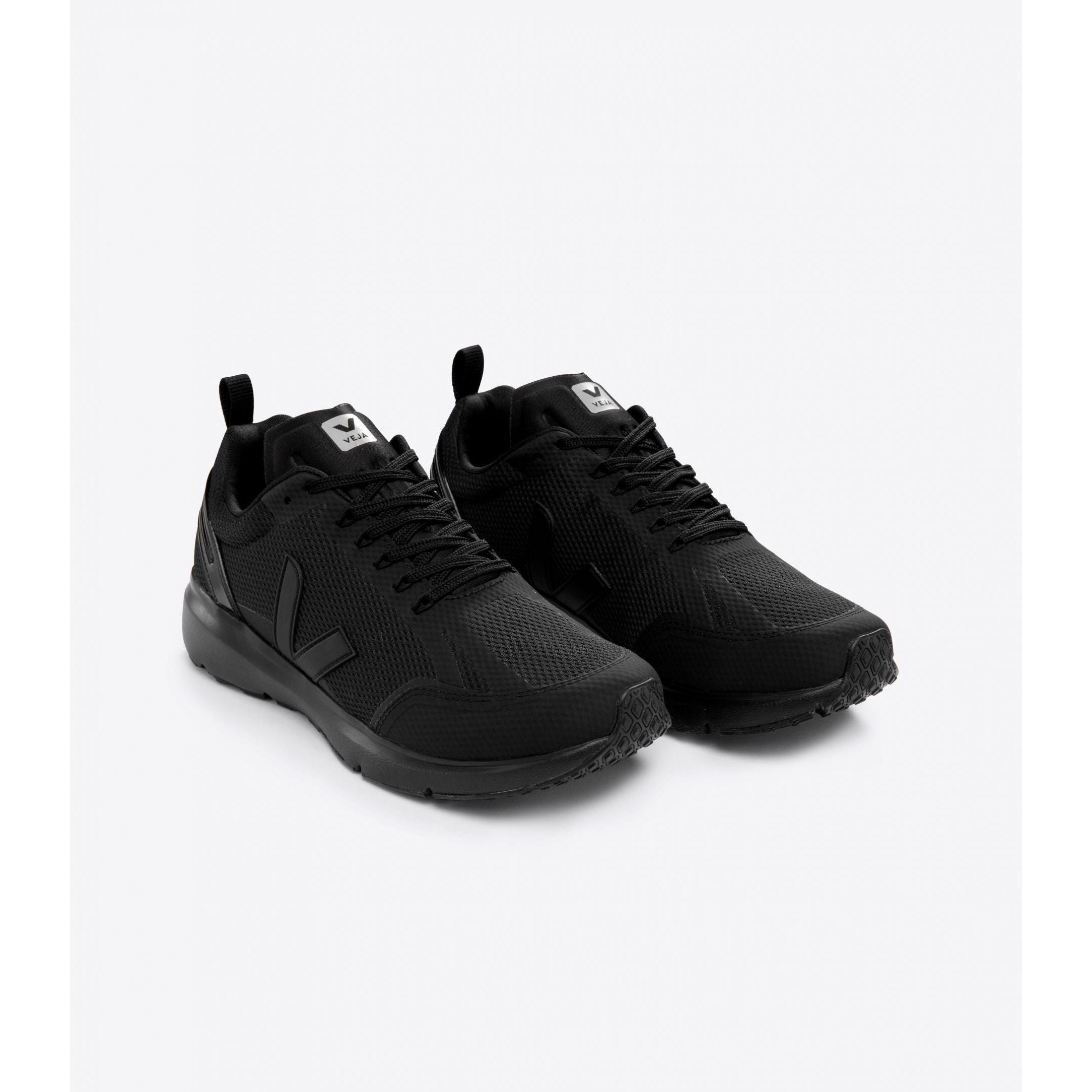 Veja Women's Condor 2 Alveomesh Sneakers - Black Vegan Leather Sustainable Fashion Shoes for Casual Wear & Everyday Comfort