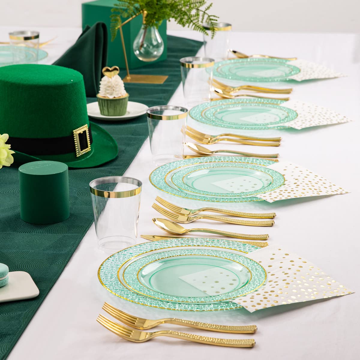 175-Piece Clear Green Plastic Dinnerware Set - 25 Gold Plates, Forks, Knives, Spoons, Cups & Napkins for Wedding, Party & Christmas Celebrations | Elegant Disposable Tableware for Events, Catering & Holiday Gatherings
