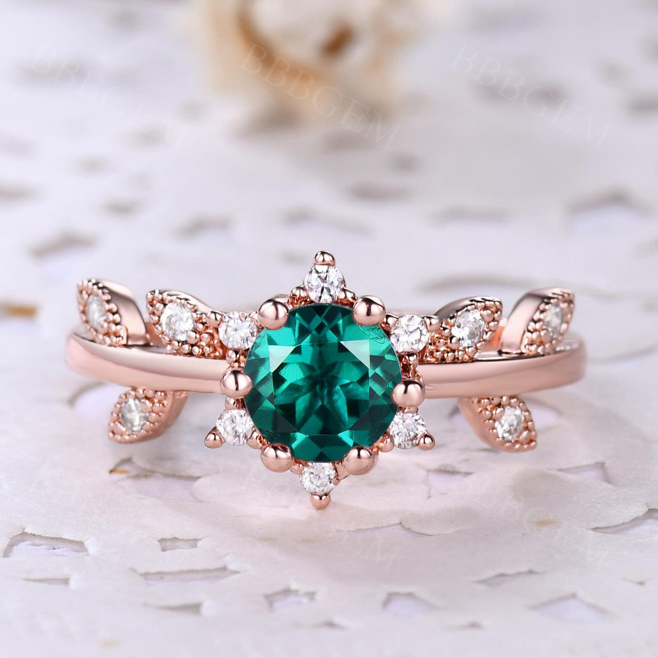 Emerald Leaf Engagement Ring for Women - 14K Gold Green Gemstone Wedding Band, Anniversary Gift for Her - Perfect for Proposals, Bridal Jewelry & Special Occasions