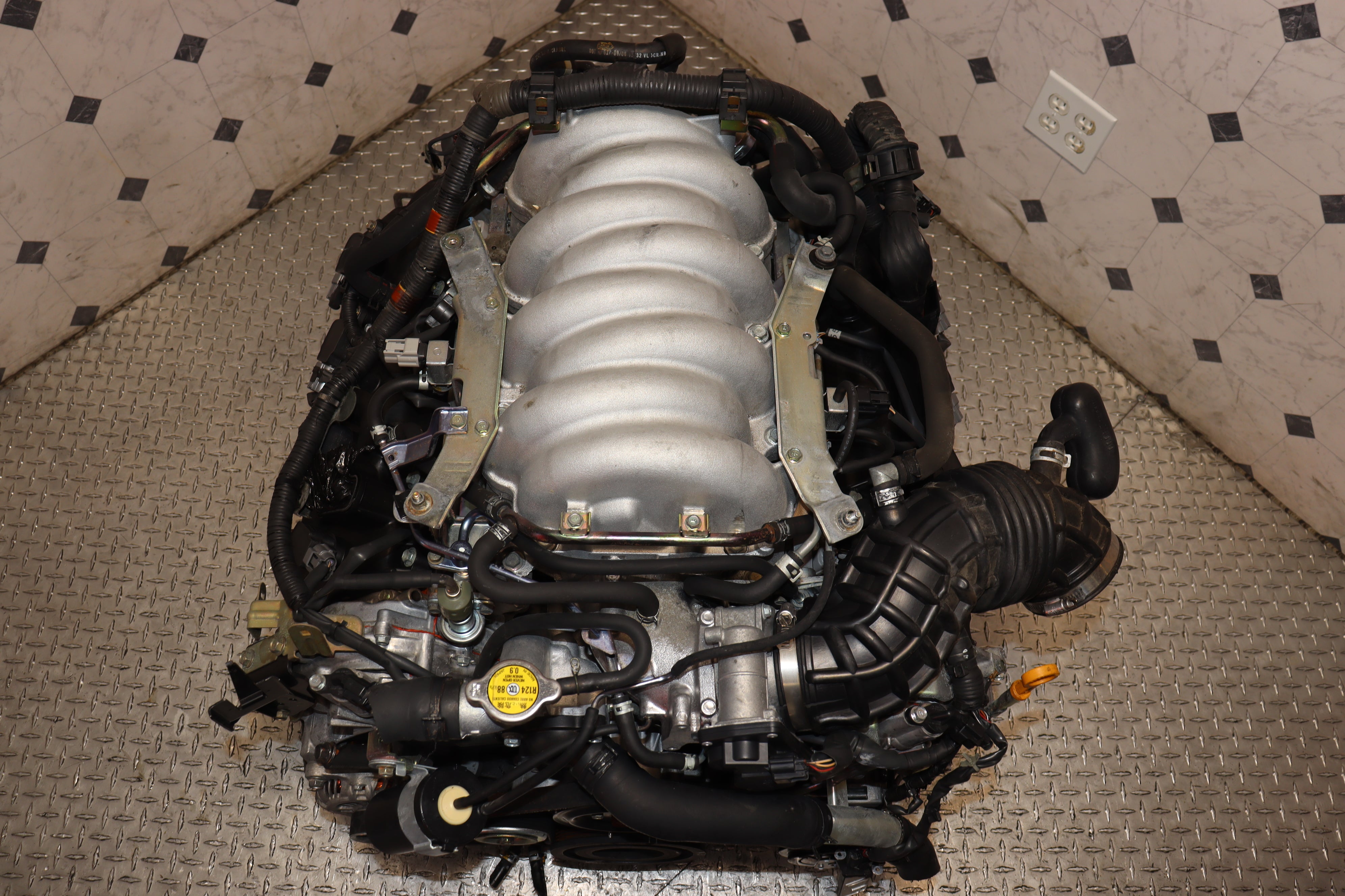 JDM Infiniti FX45 M45 4.5L V8 VK45DE Engine (2006-2010) - Replacement Engine for Infiniti FX45 & M45 Models - Perfect for Performance Upgrades & Engine Replacement Projects