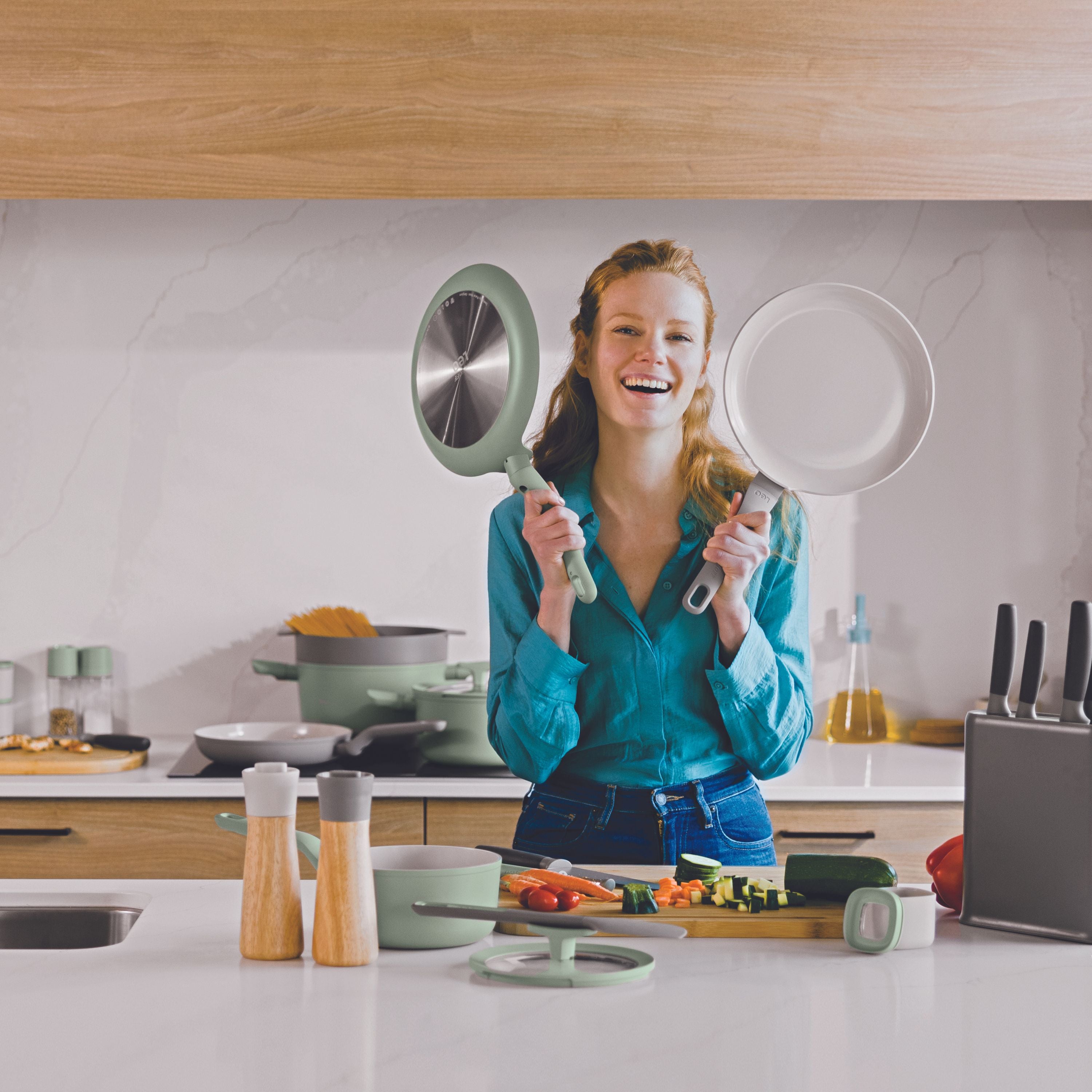 BergHOFF Balance 10.25 Inch Nonstick Ceramic Pancake Pan - Eco-Friendly Recycled Aluminum Cookware with Sage Green Coating | Perfect for Breakfast, Brunch & Fluffy Pancakes