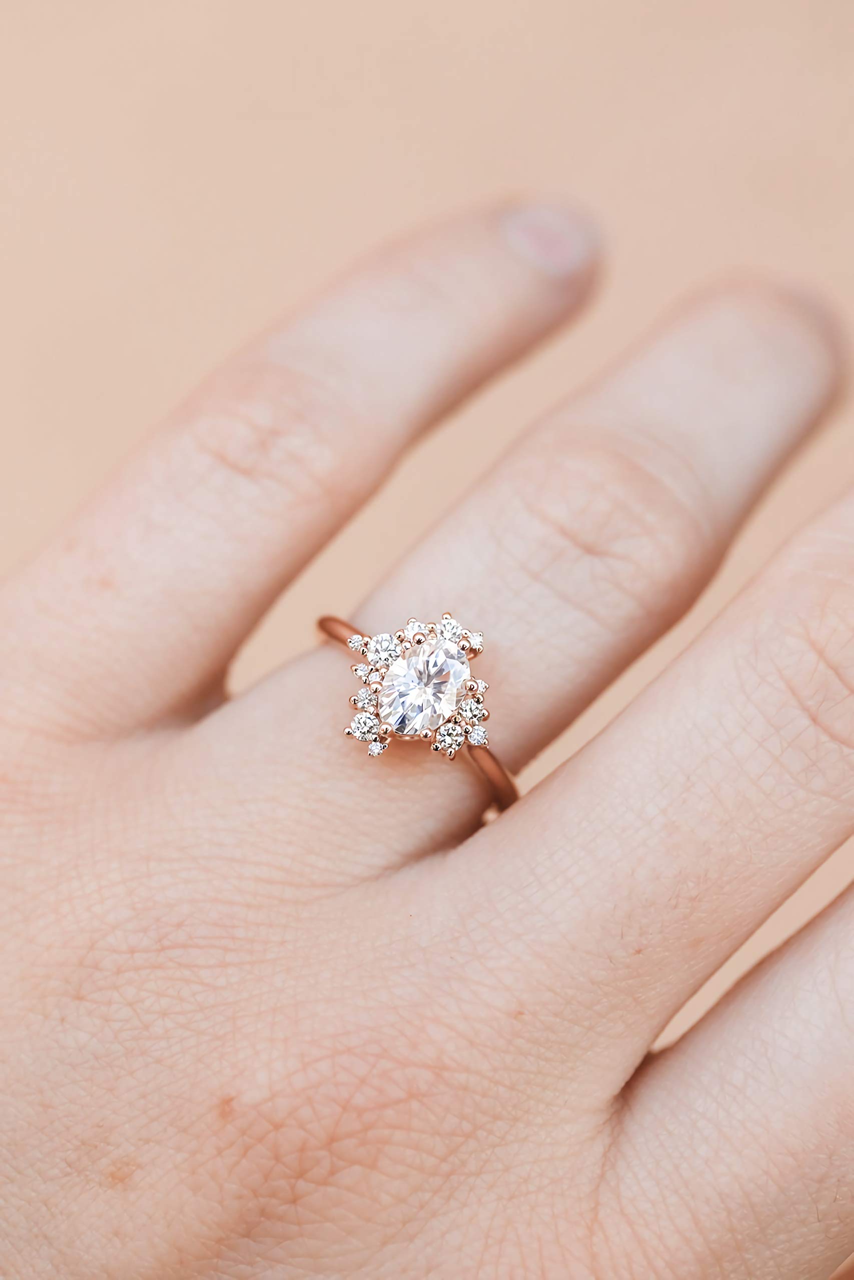 1 Carat (ctw) Moissanite Engagement Ring for Women - 10K 14K 18K Gold or Platinum Plated Silver, Personalized Wedding Band, Anniversary Gift, Bridal Jewelry (Perfect for Proposals, Weddings & Special Occasions)