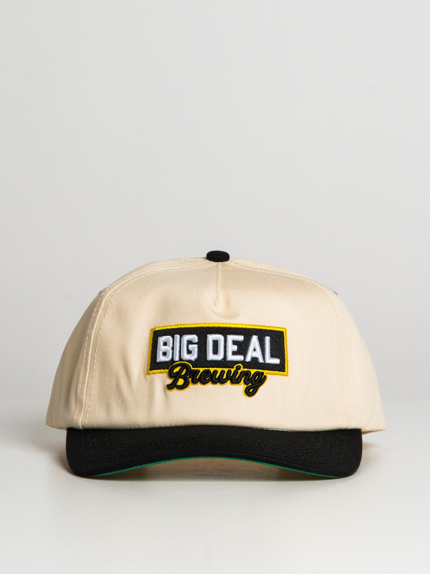 Barstool Sports Spittin Chiclets Big Deal Brew - Premium Beer for Sports Fans & Podcast Lovers - Perfect for Game Nights & Social Gatherings