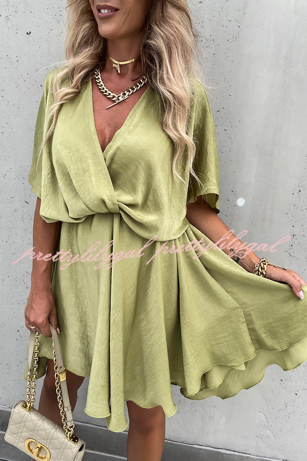 Elegant Batwing Sleeve Satin Dress for Women - Chic Party & Evening Gown - Perfect for Weddings, Cocktail Parties, and Special Occasions