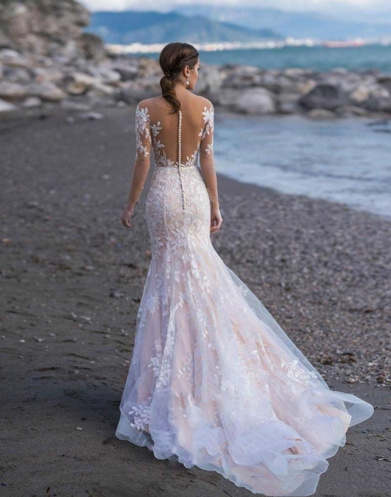 Elegant Ivory Mermaid Wedding Dress with Lace Appliques & Sheer Back - Perfect for Beach Weddings, Prom, and Formal Events