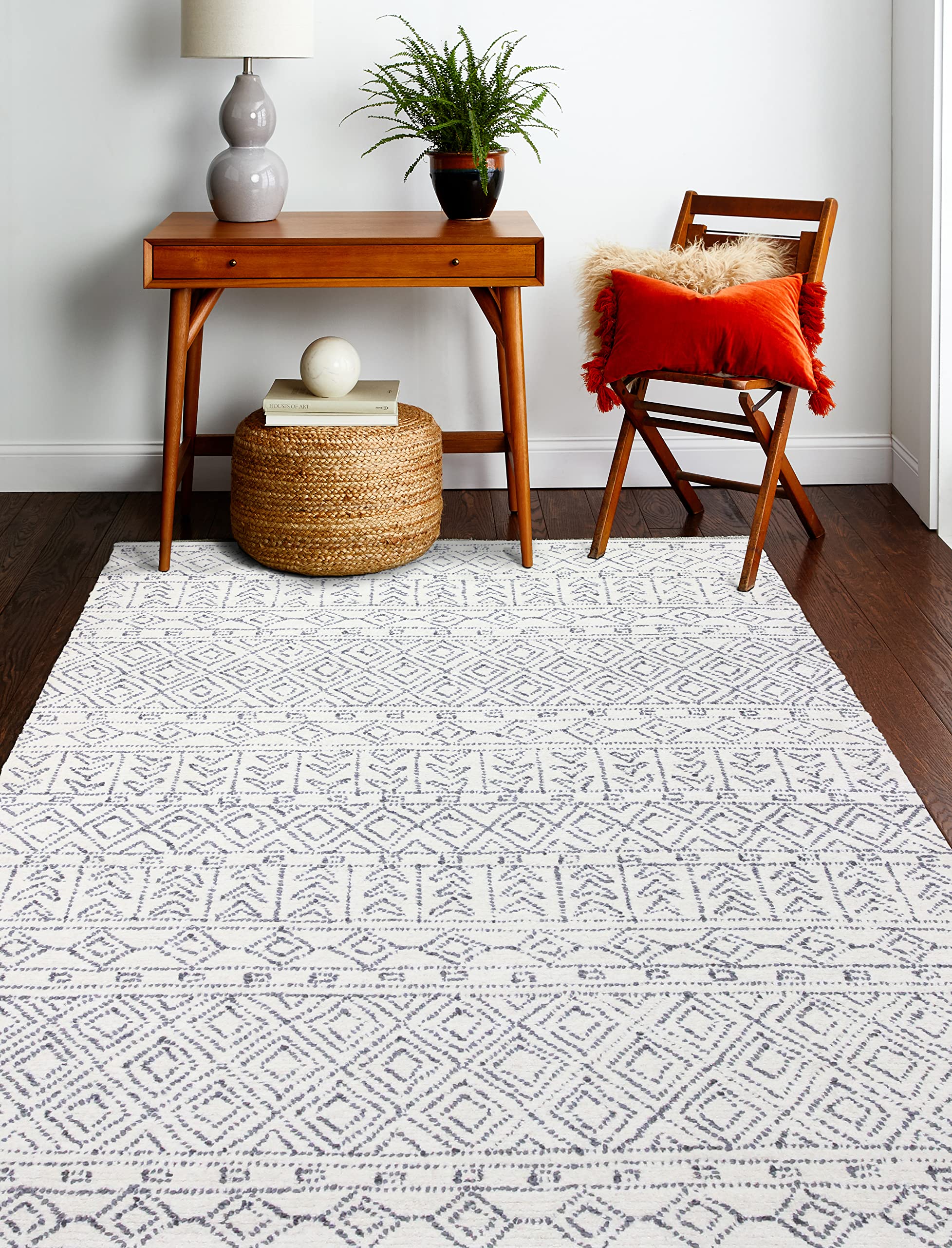 Luxury Hand Tufted Wool Area Rug - Bashian Collection 5’ x 7.6’ Ivory/Grey - Perfect for Living Room, Bedroom, Entryway & Home Decor