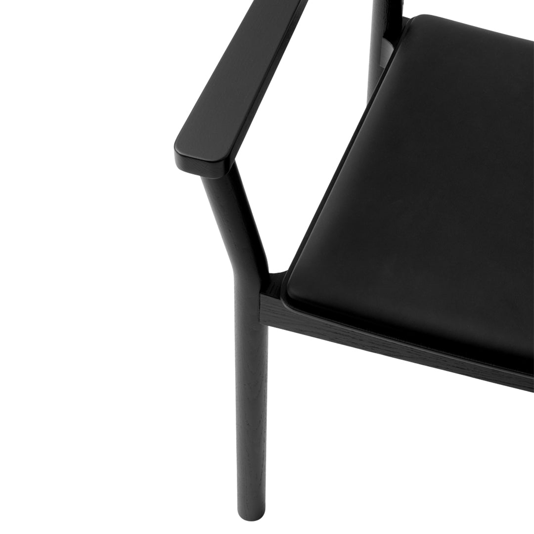 Betty TK11 Armchair - Modern Accent Chair for Living Room, Bedroom & Office - Comfortable Upholstered Lounge Chair with Sturdy Metal Legs - Perfect for Relaxing, Reading & Decorating Your Home