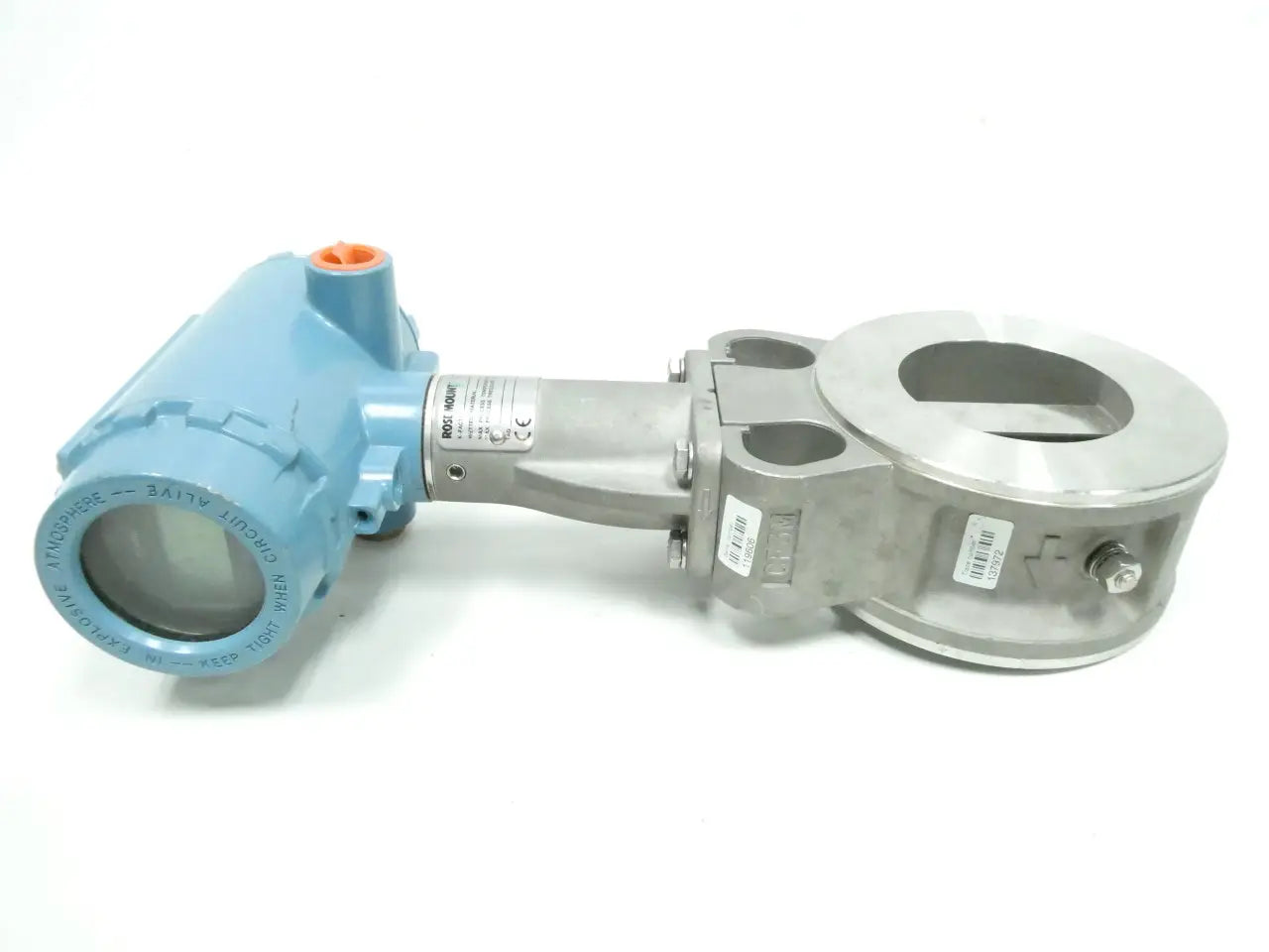 Rosemount 8800DW030SA3N1P1E5M5 3-Inch Vortex Flow Meter - High Accuracy Industrial Flow Measurement for Water, Oil & Gas Applications