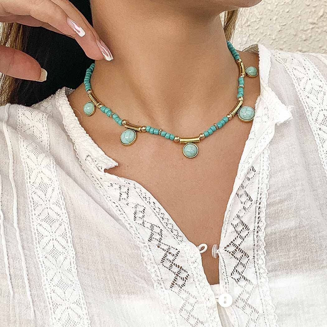 Boho Layered Necklace - Gold Adjustable Beach Necklace with Green Beads & Heart Pendant - Retro Jewelry for Women & Girls - Perfect for Summer Outfits, Vacations & Boho Fashion