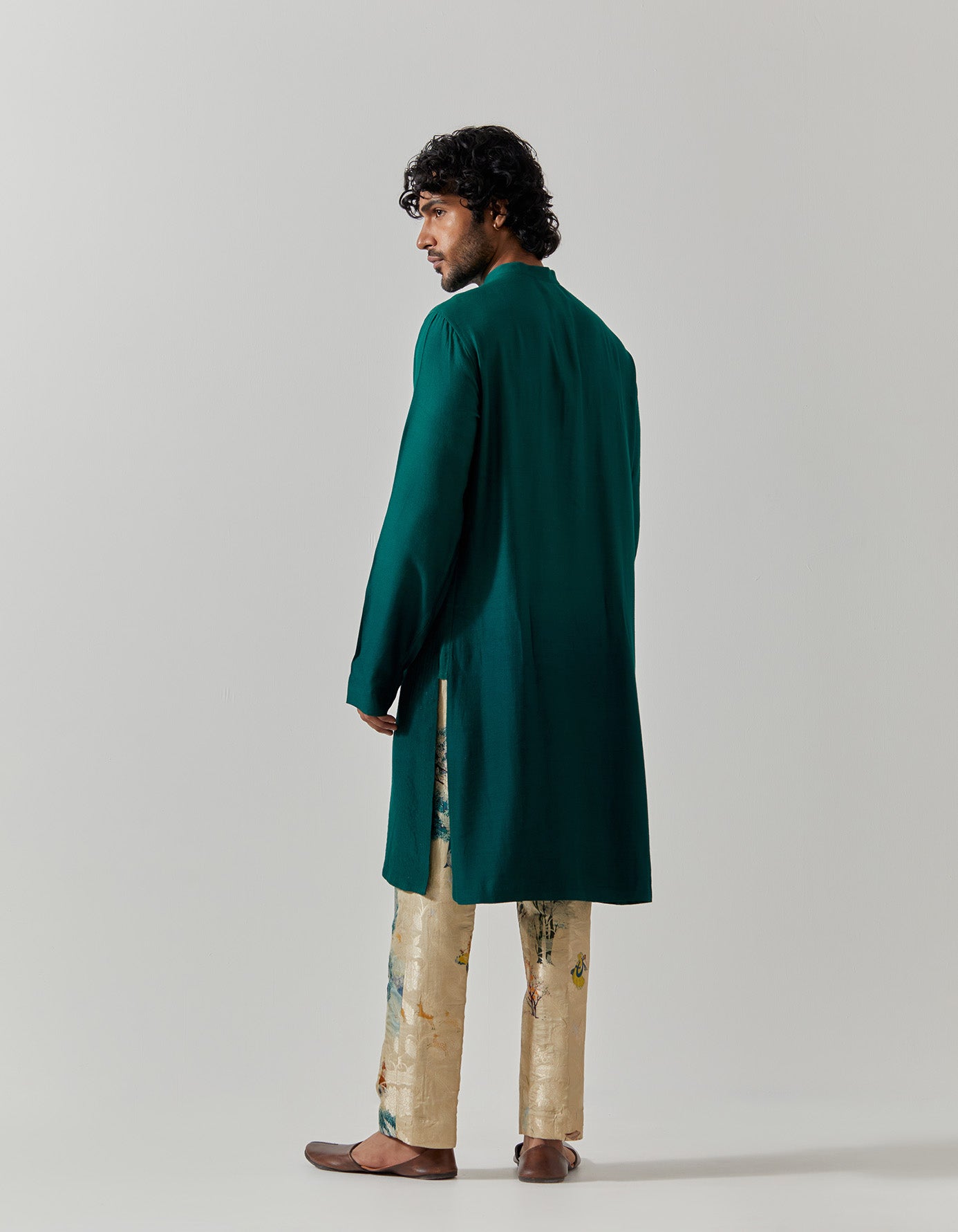 Roshan Bade Miyan Kurta - Premium Muga Satin Green Men's Traditional Indian Kurta for Festivals & Weddings