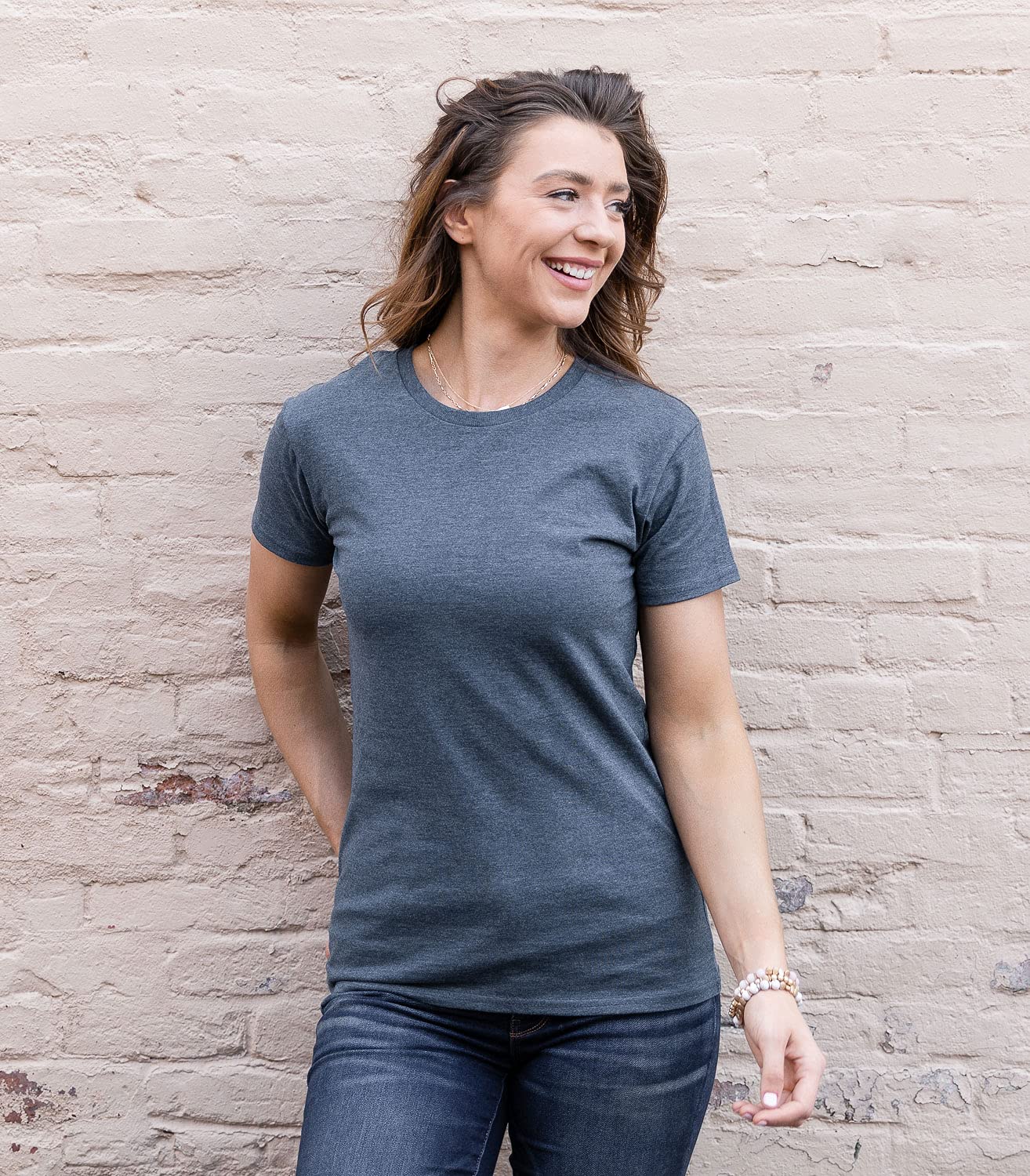 Women's Short Sleeve Graphic T-Shirt with 'Hell in High Heels' Design - Casual Streetwear for Everyday Outfits & Weekend Hangouts