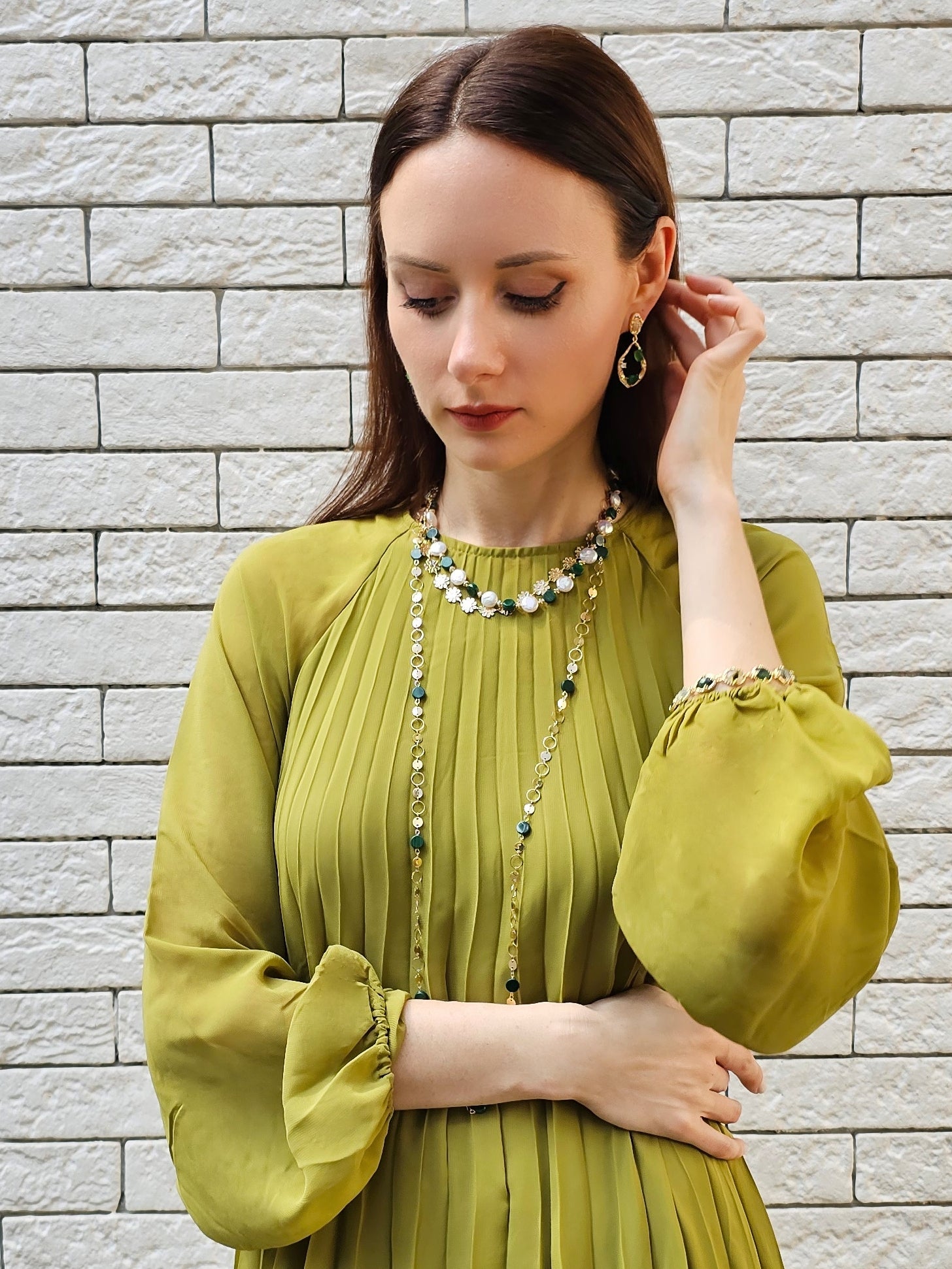 Elegant Round Gold Chain with Malachite Gemstone - Long Statement Necklace PN062 for Women | Perfect for Parties, Weddings & Evening Events