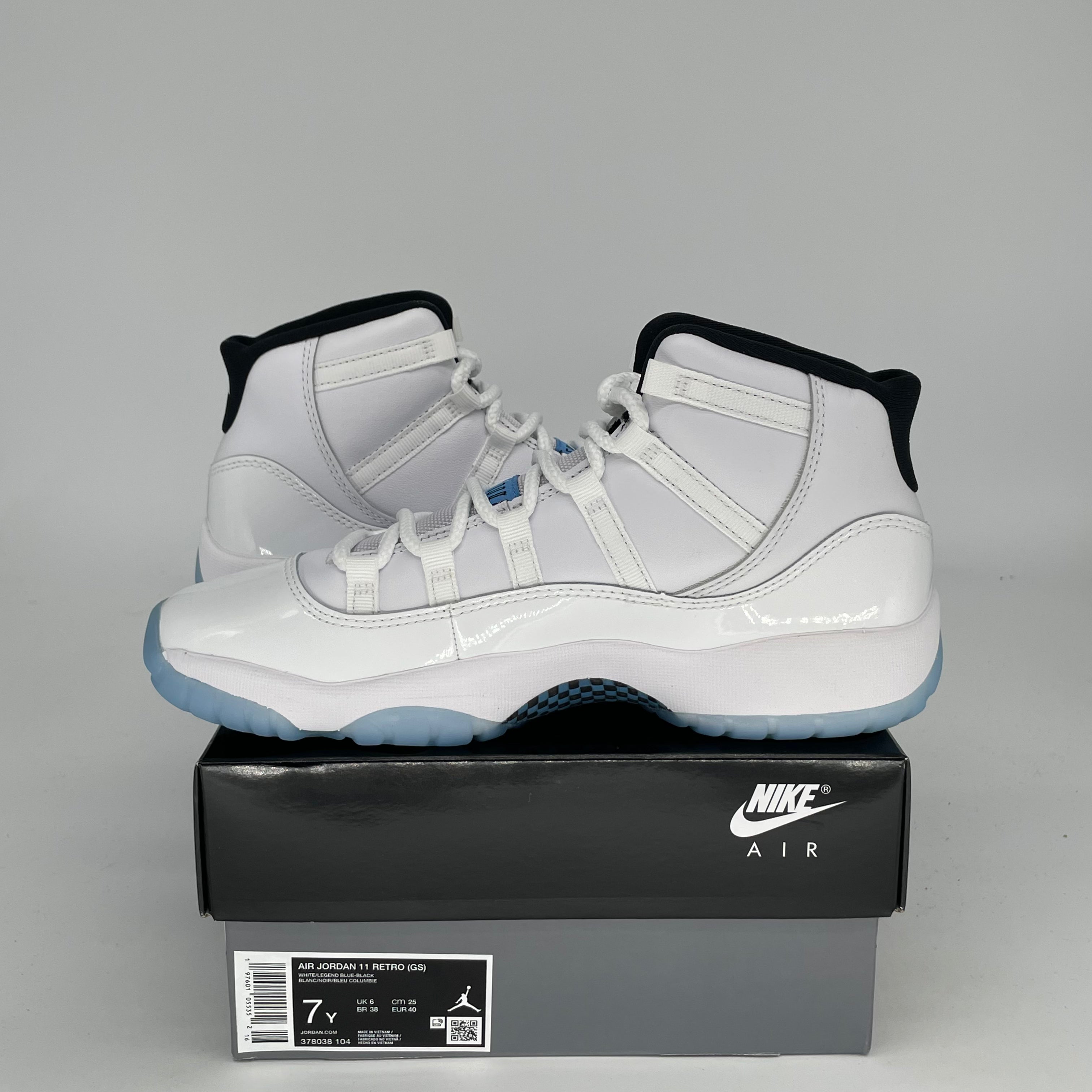 AIR JORDAN 11 LEGEND BLUE Retro Basketball Shoes - Men's Size 7 / Women's Size 8.5W - Style Code 378038-104 - Perfect for Court Performance & Streetwear Fashion