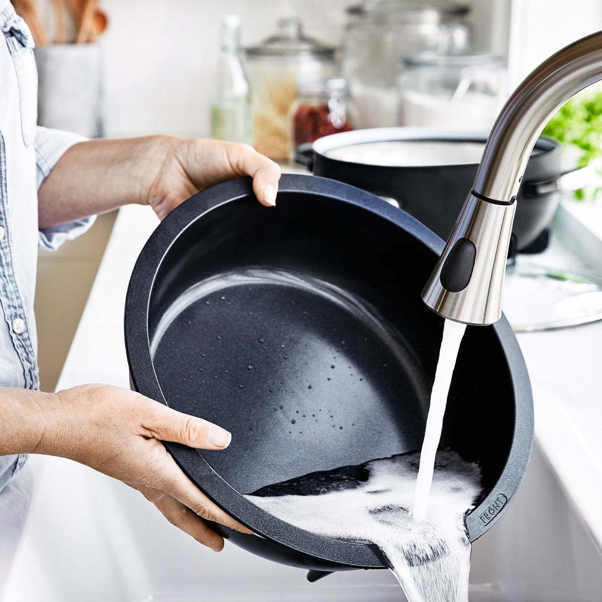 Multifunction Deep Electric Skillet with Non-Stick Coating - 12