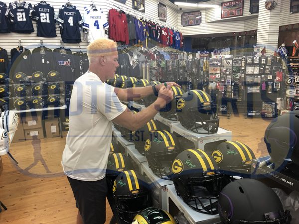 Brett Favre Autographed Green Bay Packers Speed Authentic Eclipse NFL Helmet - Signed Football Collectible for Fans, Sports Memorabilia Display, and Man Cave Decor