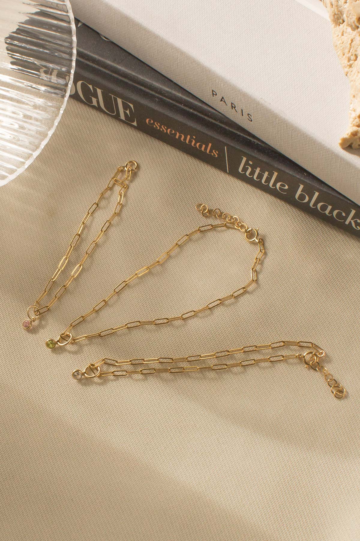 Stylish Paperclip Chain Bracelet for Women - Trendy Gold & Silver Layering Jewelry for Everyday Wear & Gift Giving