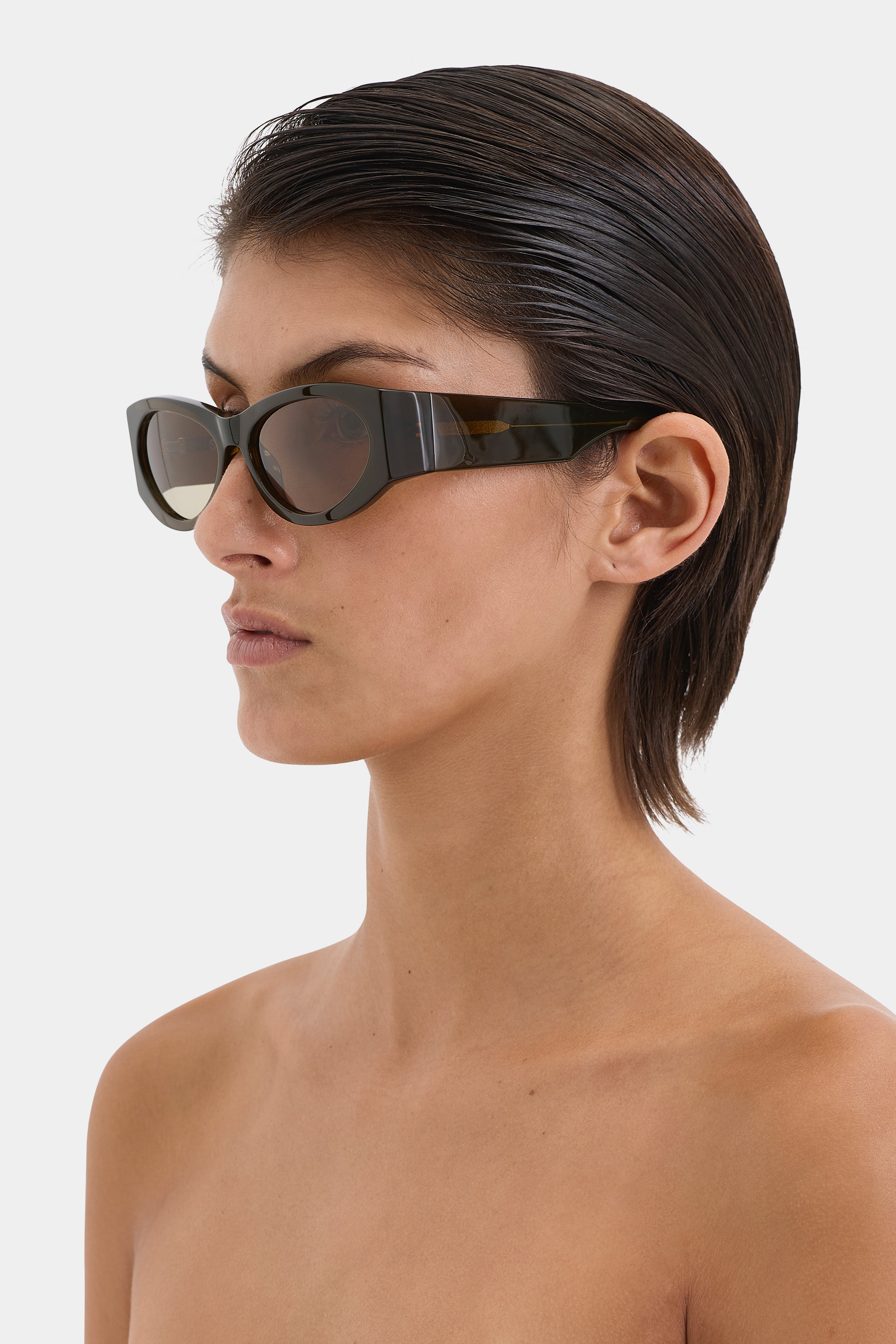 Classic Olive Sunglasses for Men & Women - UV Protection, Polarized Lenses - Perfect for Driving, Beach & Outdoor Activities