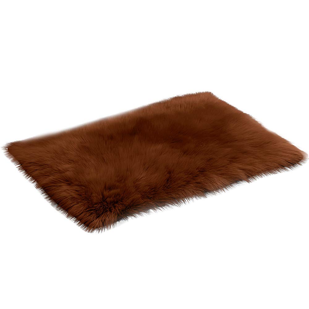 Premium Faux Fur Shaggy Rug - Ultra Soft Non-Slip Artificial Wool Carpet for Bedroom, Living Room, Dining Area | Luxurious Sheepskin Style Floor Mat for Home Decor (40x60cm, Beige) - Perfect for Cozy Nights & Stylish Interior Design
