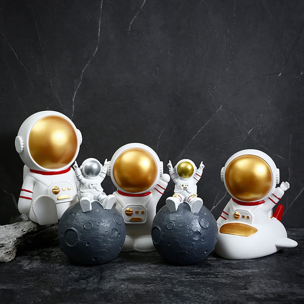 Space Man Piggy Bank - Creative Astronaut Money Box for Kids, Vinyl Moon Coin Bank with Space Shuttle Design, Aerospace Themed Decorative Savings Bank (Silver) - Perfect for Kids' Room Decor, Birthday Gifts & Space Theme Parties