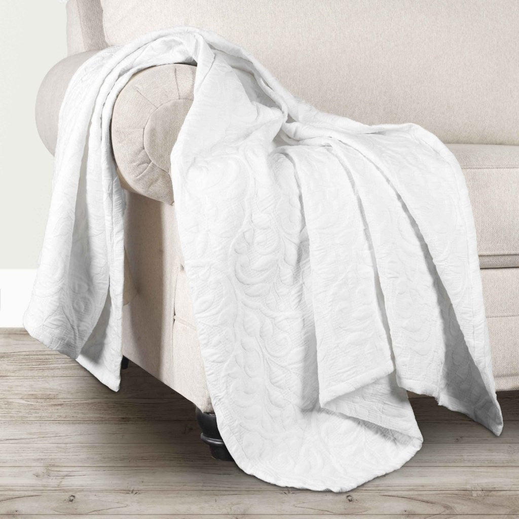 Premium Vineyard Cotton Blend Medium Weight Matelasse Woven Coverlet - Soft Bedspread for Master Bedroom, Guest Room & Luxury Hotels