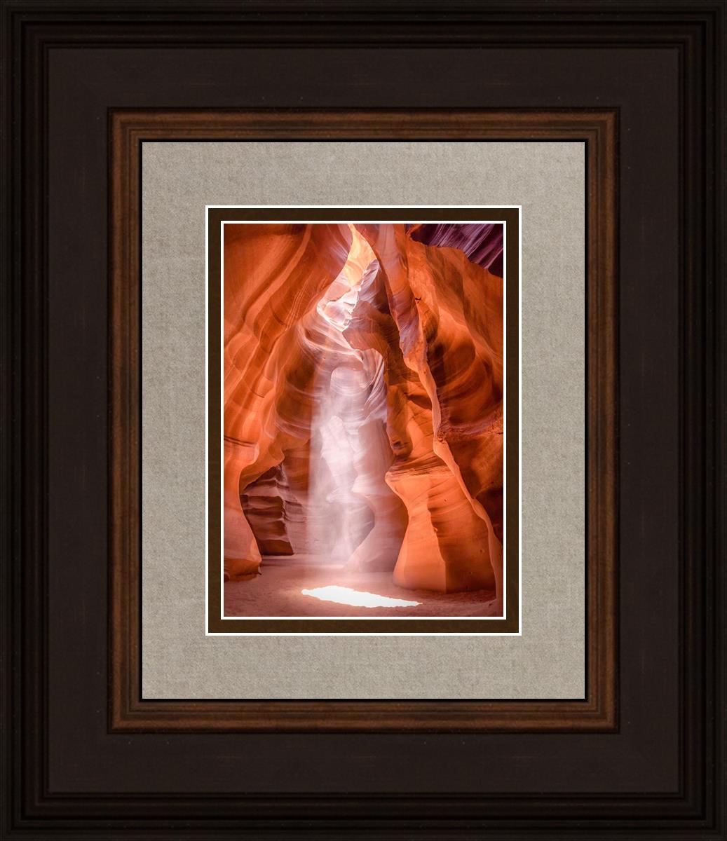 Antelope Canyon Cathedral - Stunning Natural Rock Formation & Photography Spot in Arizona | Perfect for Hiking, Sightseeing & Instagram Travel Photos