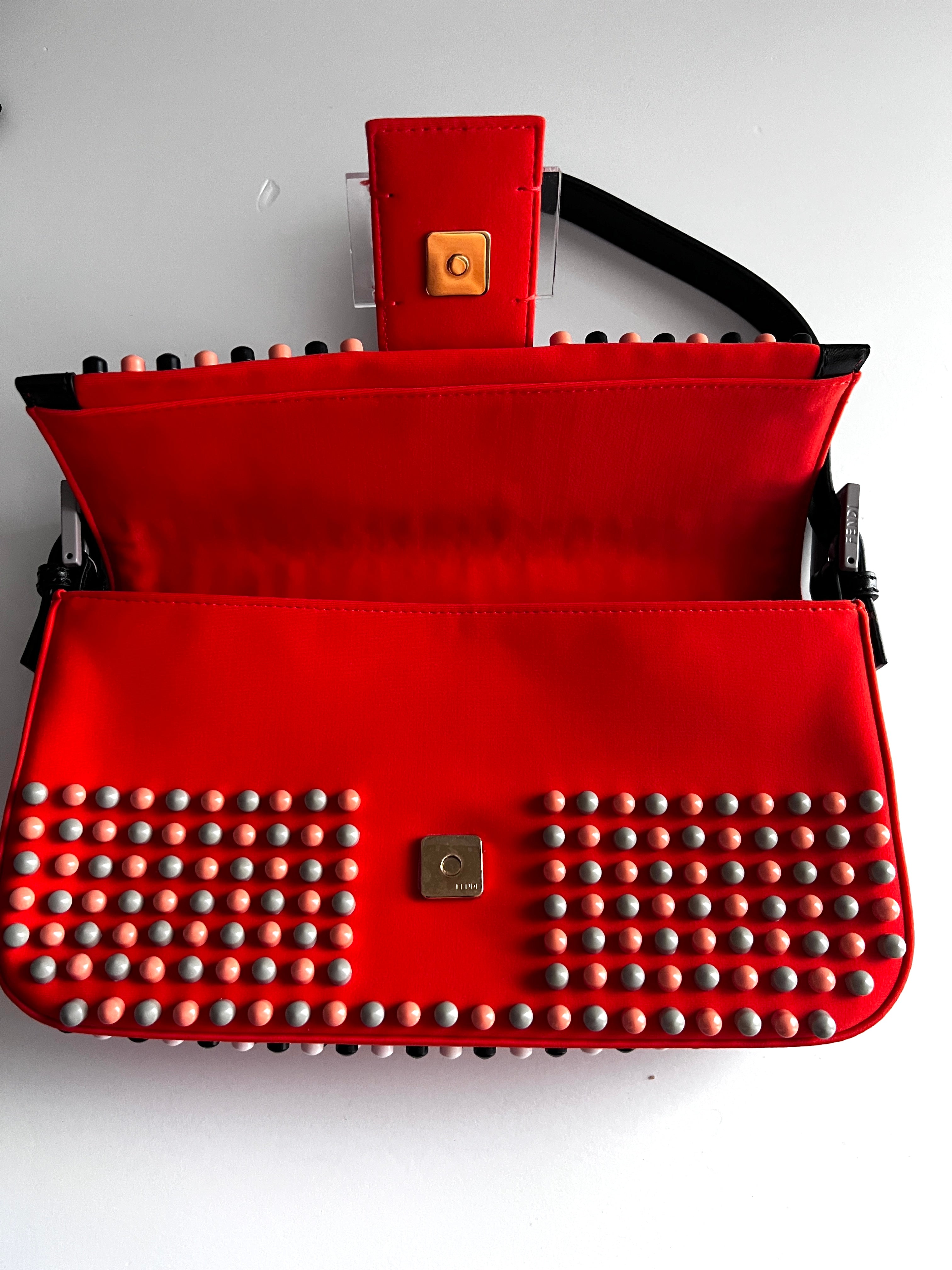 Fendi Orange Baguette Bag 2013 Capsule Collection - Stylish Crossbody Purse for Women, Perfect for Parties & Evening Events