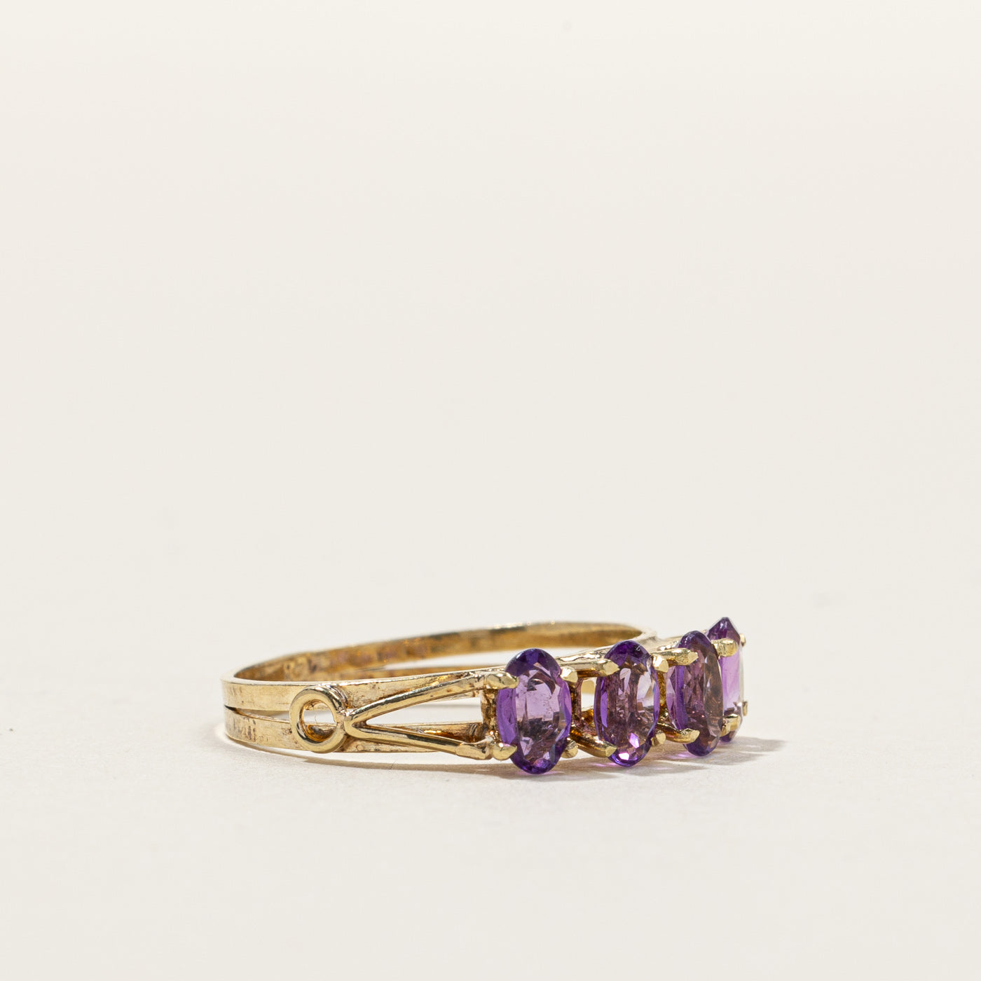 Oval Amethyst Ring - 0.50 Carat Total Weight - Size 6 - Elegant Purple Gemstone Jewelry for Women - Perfect for Engagement, Anniversary & Special Occasions