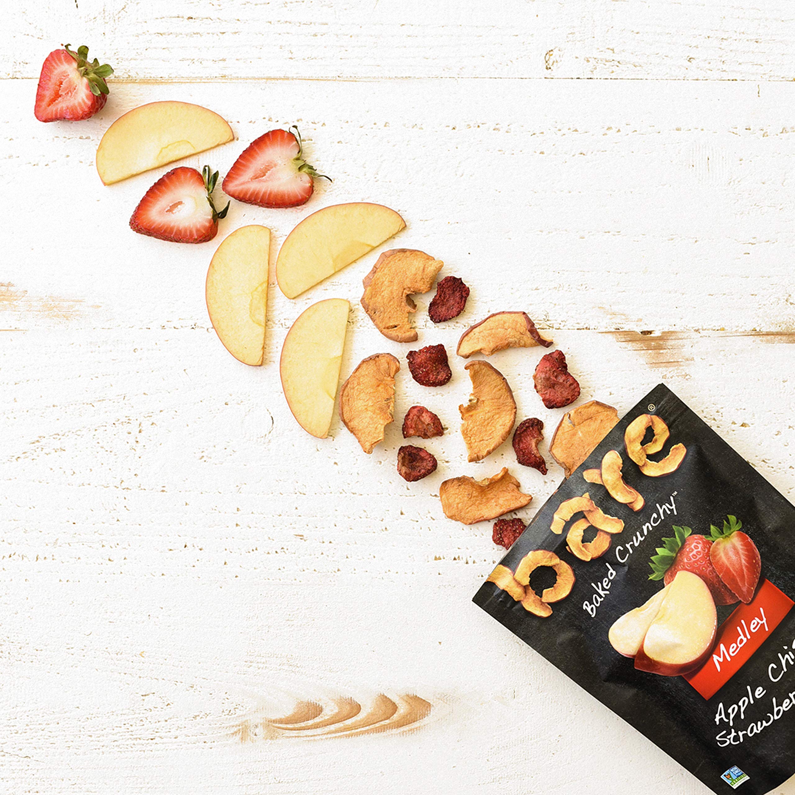 Bare Baked Crunchy Medleys Apple Strawberry Snacks - 1.6oz Single Serve Bags (6 Pack) - Healthy On-the-Go Snack for Kids Lunch, Office & Travel