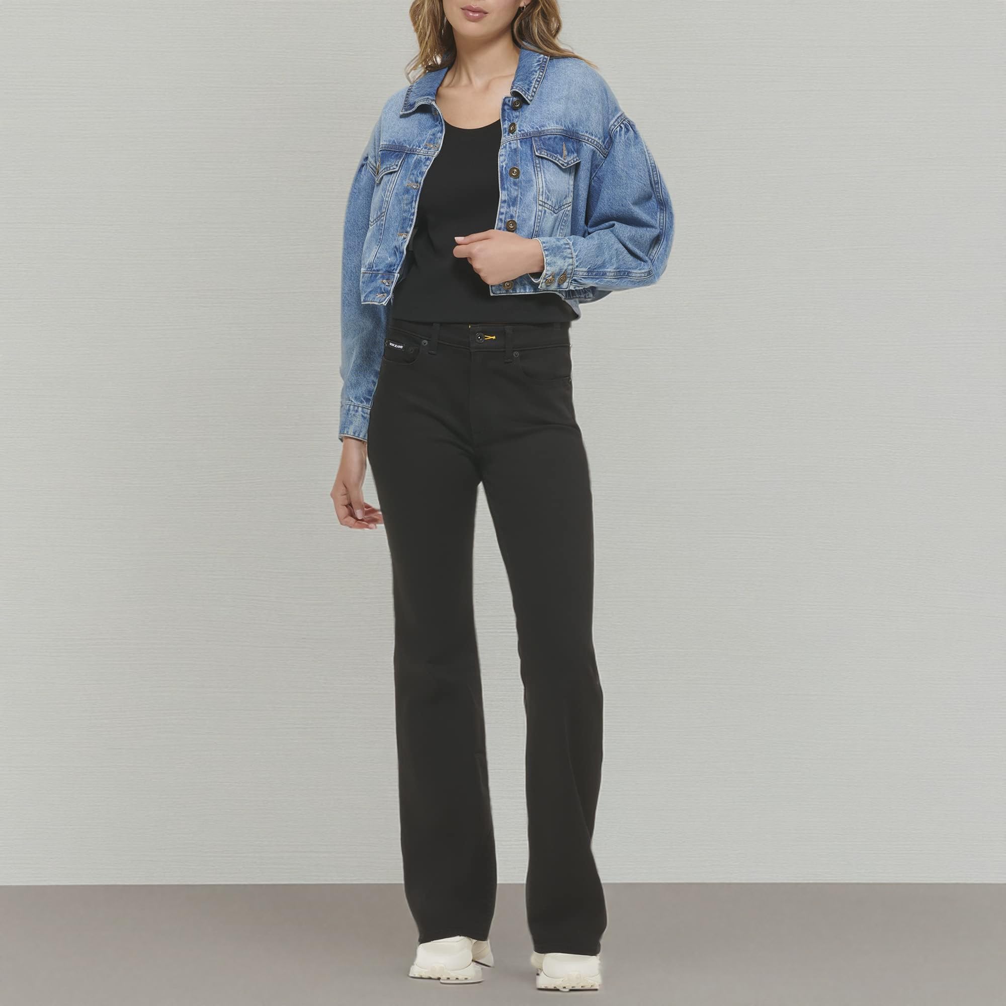 DKNY Women's Denim Cropped Jean Jacket - Stylish Denim Jacket for Women, Fashionable Crop Top Outerwear - Perfect for Casual Outfits, Street Style & Spring Layering