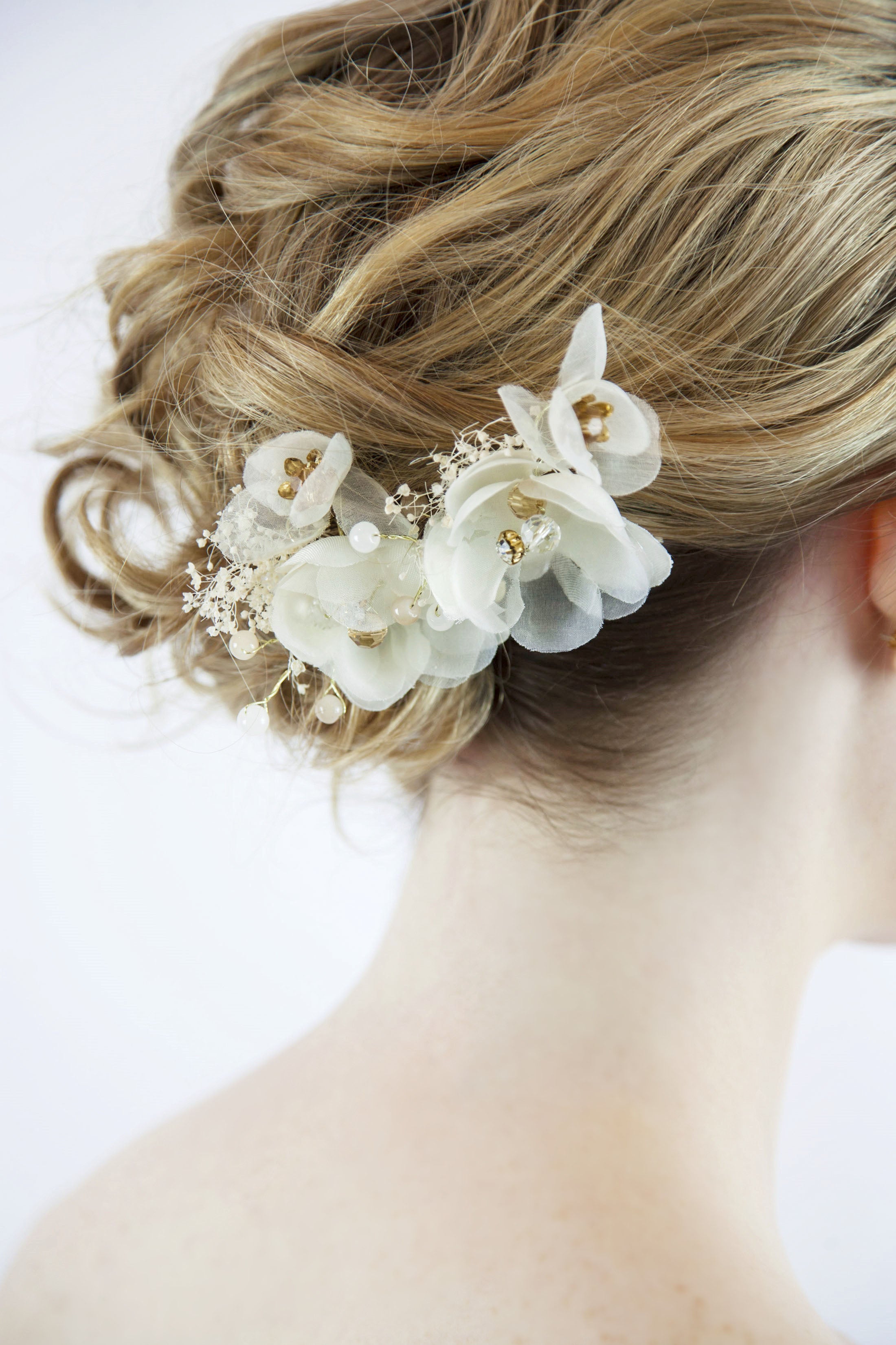 Elegant Bridal Flower Hair Clips for Wedding - Pair of Rhinestone Floral Hairpins for Bride, Bridesmaids & Special Occasions | Perfect for Weddings, Prom, Parties & Photo Shoots