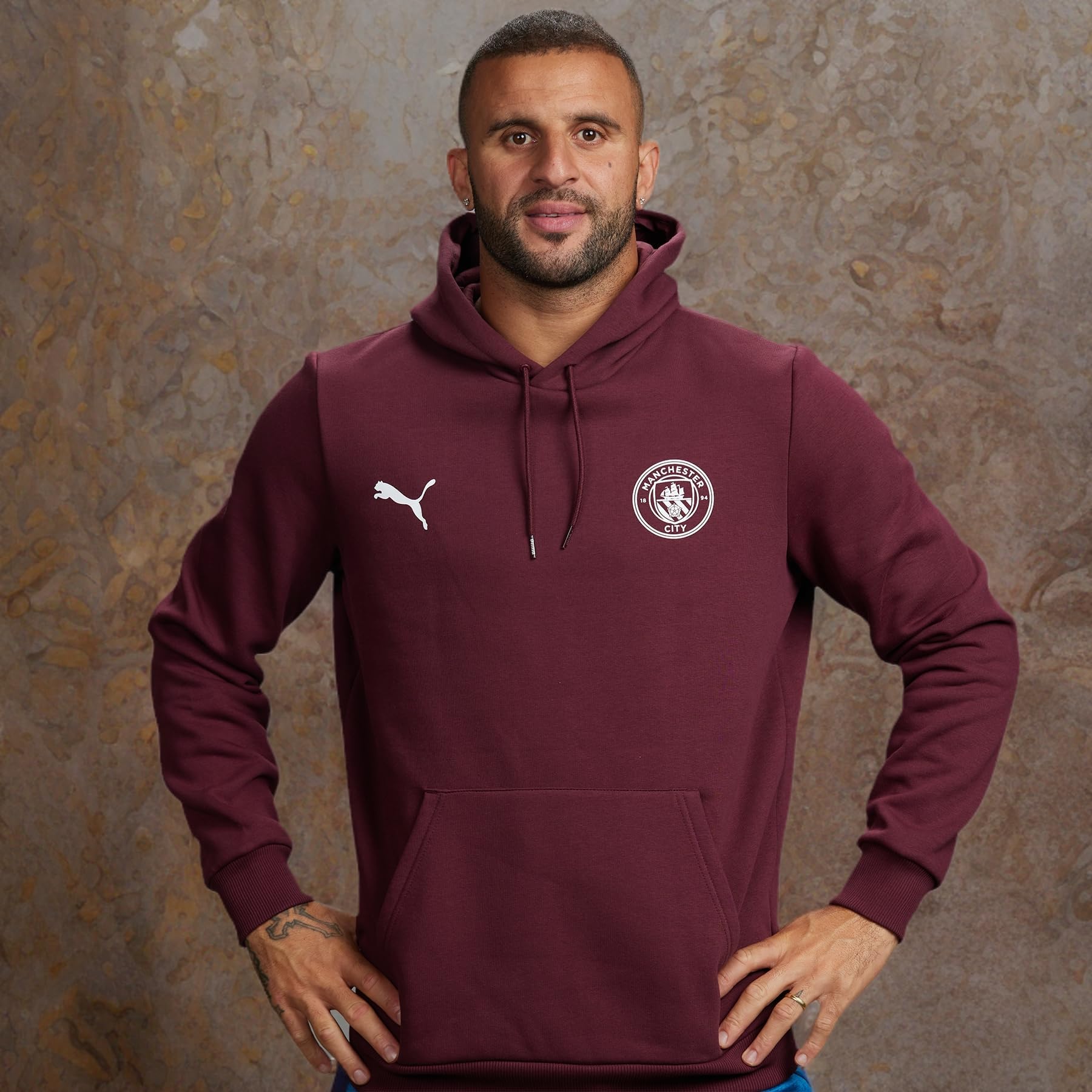 PUMA Manchester City Essentials Hoodie - Unisex Blue Pullover for Men & Women | Perfect for Casual Wear, Sports & Street Fashion