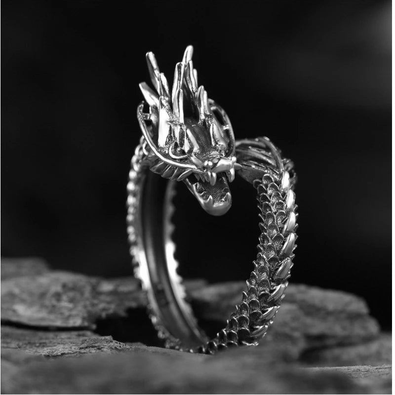 Dragon Face Ring for Men & Women - Gothic Fantasy Jewelry - Perfect for Cosplay, Halloween, and Medieval Costume Accessories
