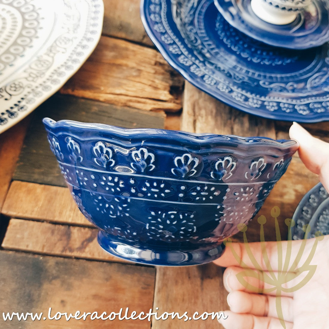 Adelaide Blue & White Dinnerware Set - Elegant Ceramic Plates, Bowls & Serving Dishes for Dining & Entertaining | Perfect for Dinner Parties, Family Meals & Special Occasions