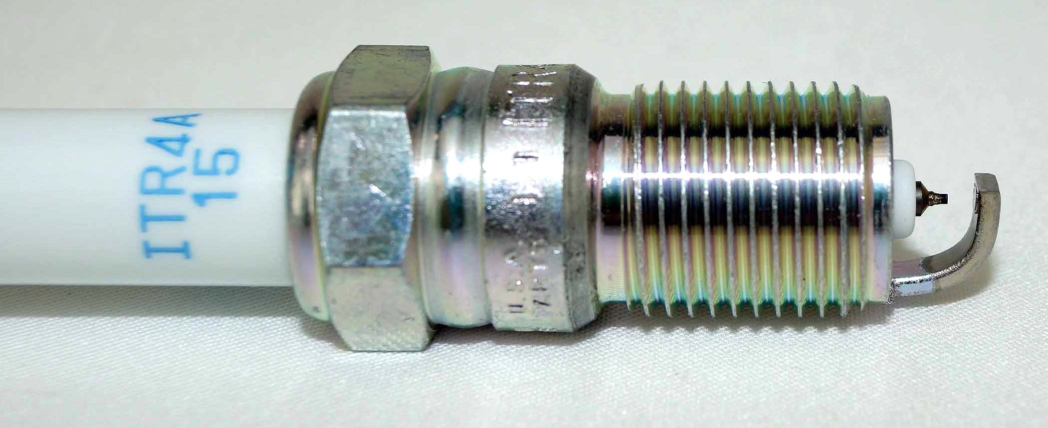 NGK #5599 Laser Iridium Spark Plug ITR4A15 - 6 Pack for High Performance Vehicles | Compatible with Honda, Toyota, Acura | Improves Fuel Efficiency & Engine Power