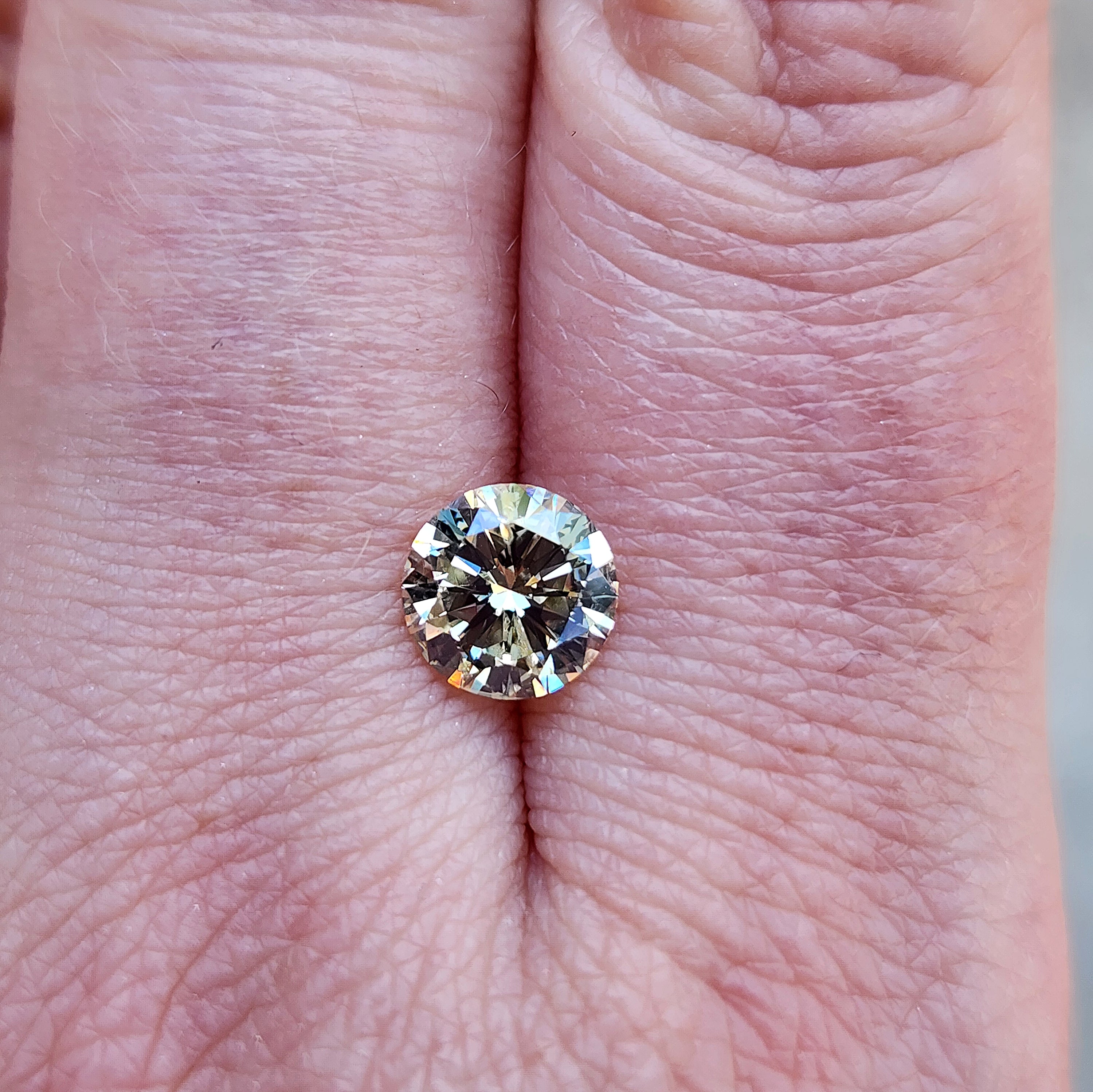 1.31ct Natural Light Yellow Diamond - GIA Certified Loose Gemstone for Engagement Rings & Fine Jewelry