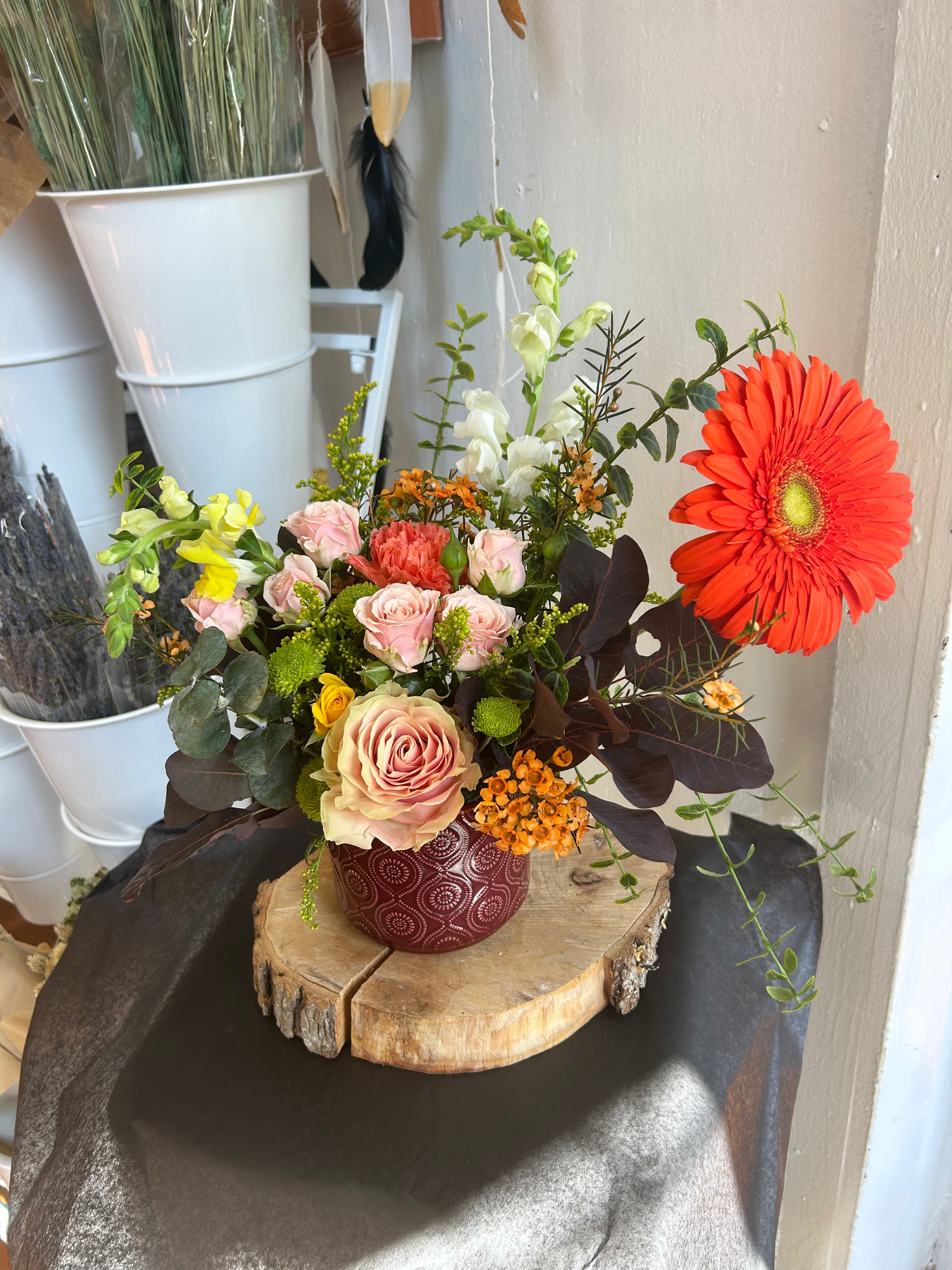Elegant Fall Table Centerpiece Decor - Autumn Harvest Floral Arrangement for Thanksgiving, Wedding, and Home Decor