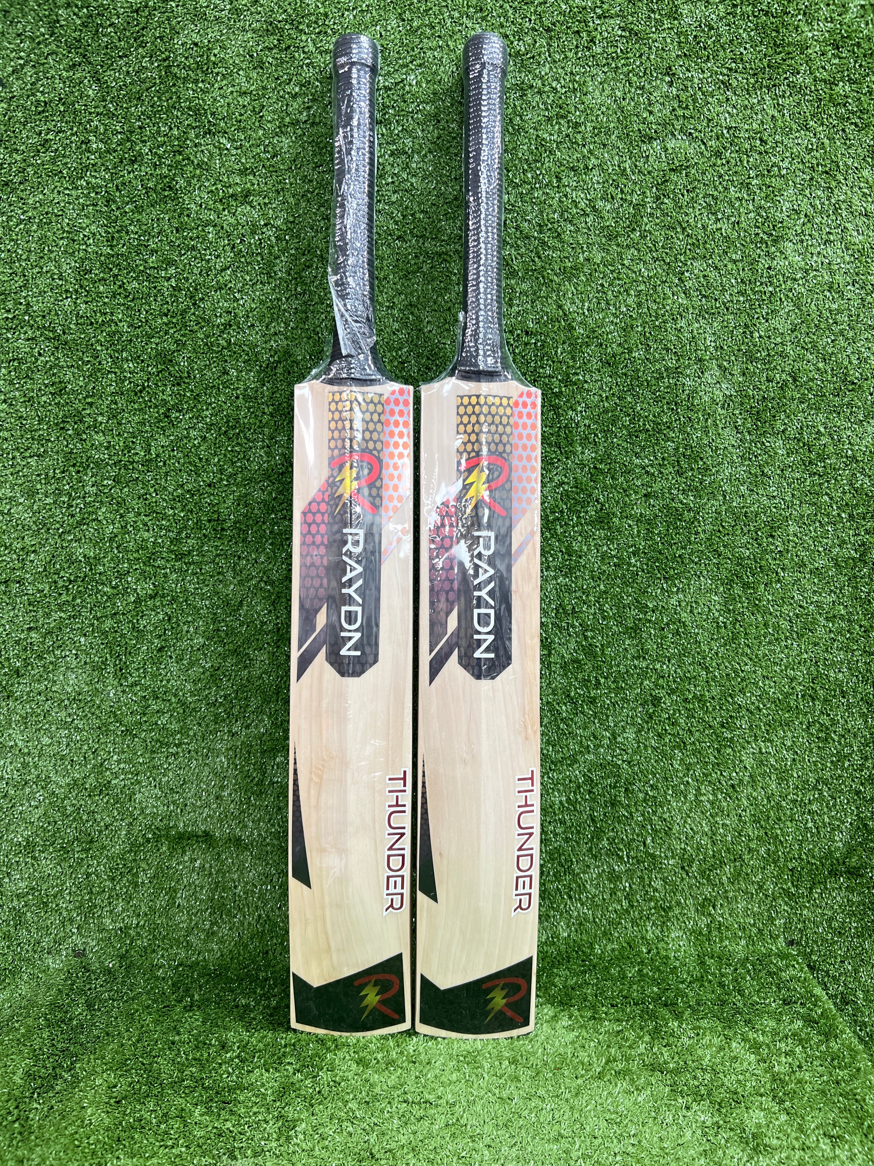 Premium English Willow Cricket Bat for Players - Lightweight & Durable for Matches & Practice | Perfect for Professional & Amateur Cricket Players