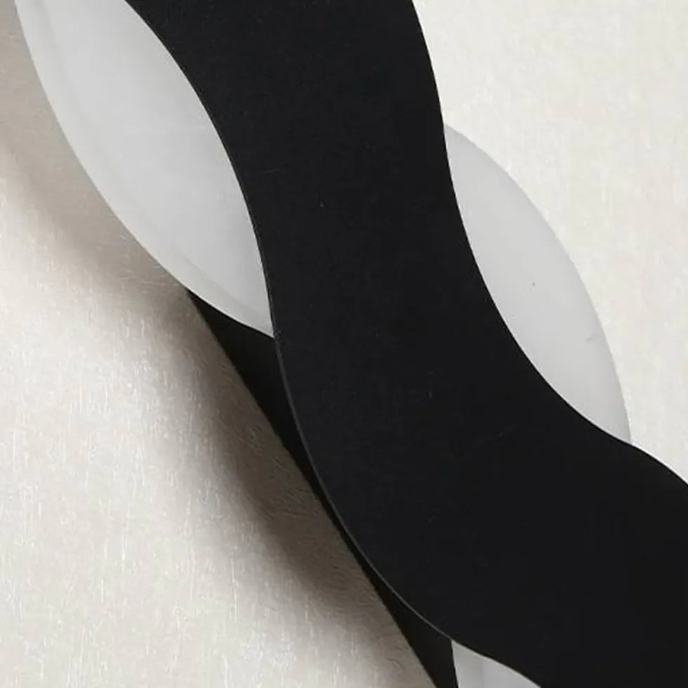 Modern Wavy Minimalist Wall Lamp - Sleek LED Sconce for Bedroom, Living Room & Hallway Lighting - Dimmable Ambient Decor