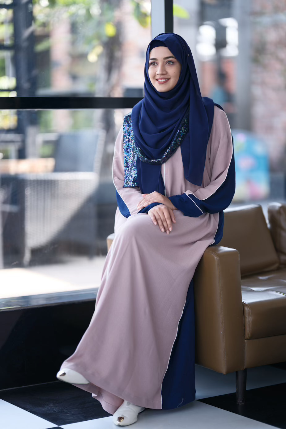 Elegant Dual Shade Umrah Abaya in Umber & Navy - Perfect for Hajj, Prayer & Islamic Modest Fashion